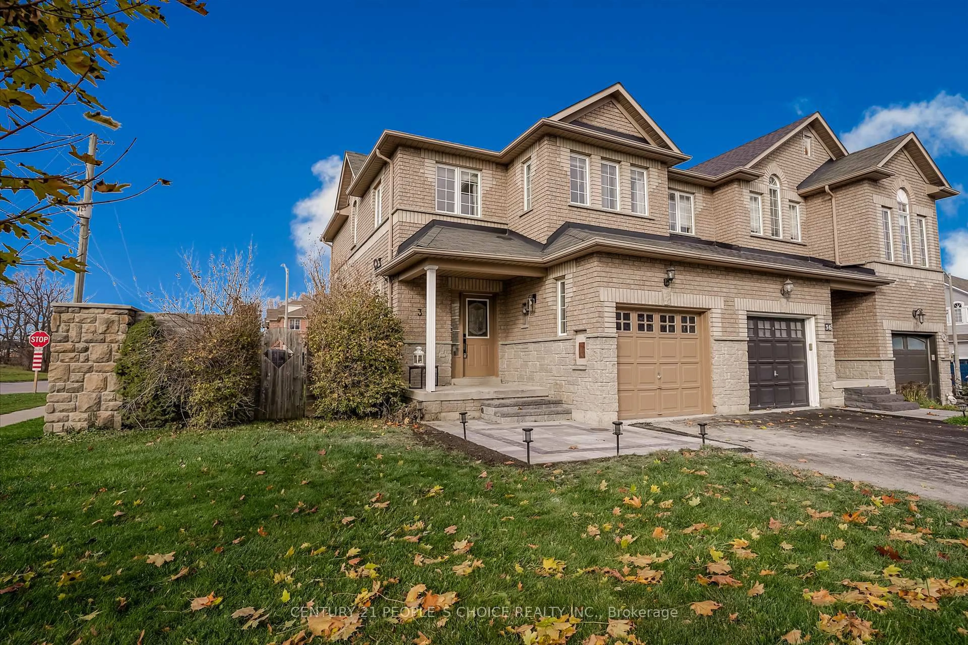 Home with brick exterior material, street for 38 Taft Pl, Clarington Ontario L1C 5M6