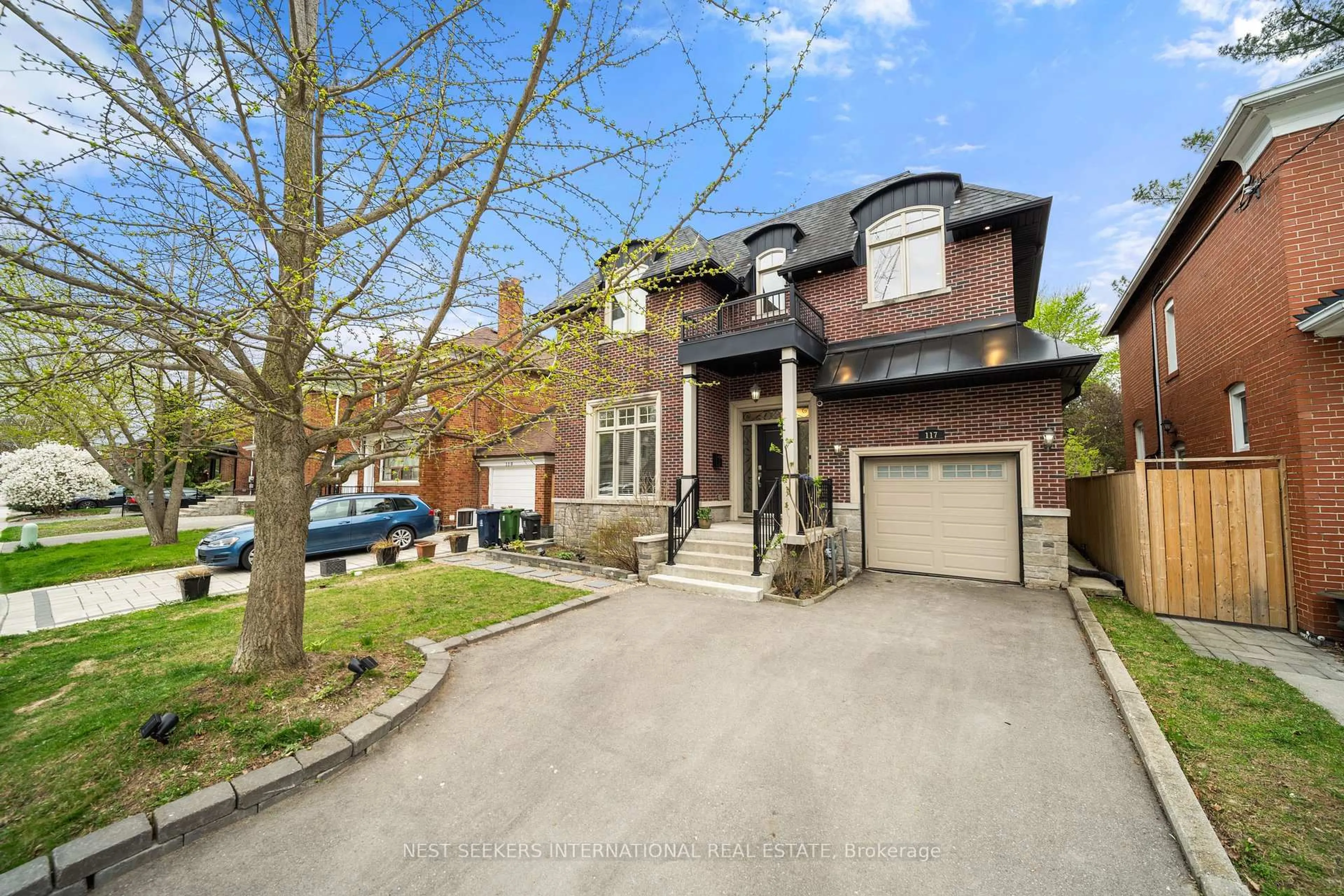 Home with brick exterior material, street for 117 Parkview Hill Cres, Toronto Ontario M4B 1R6