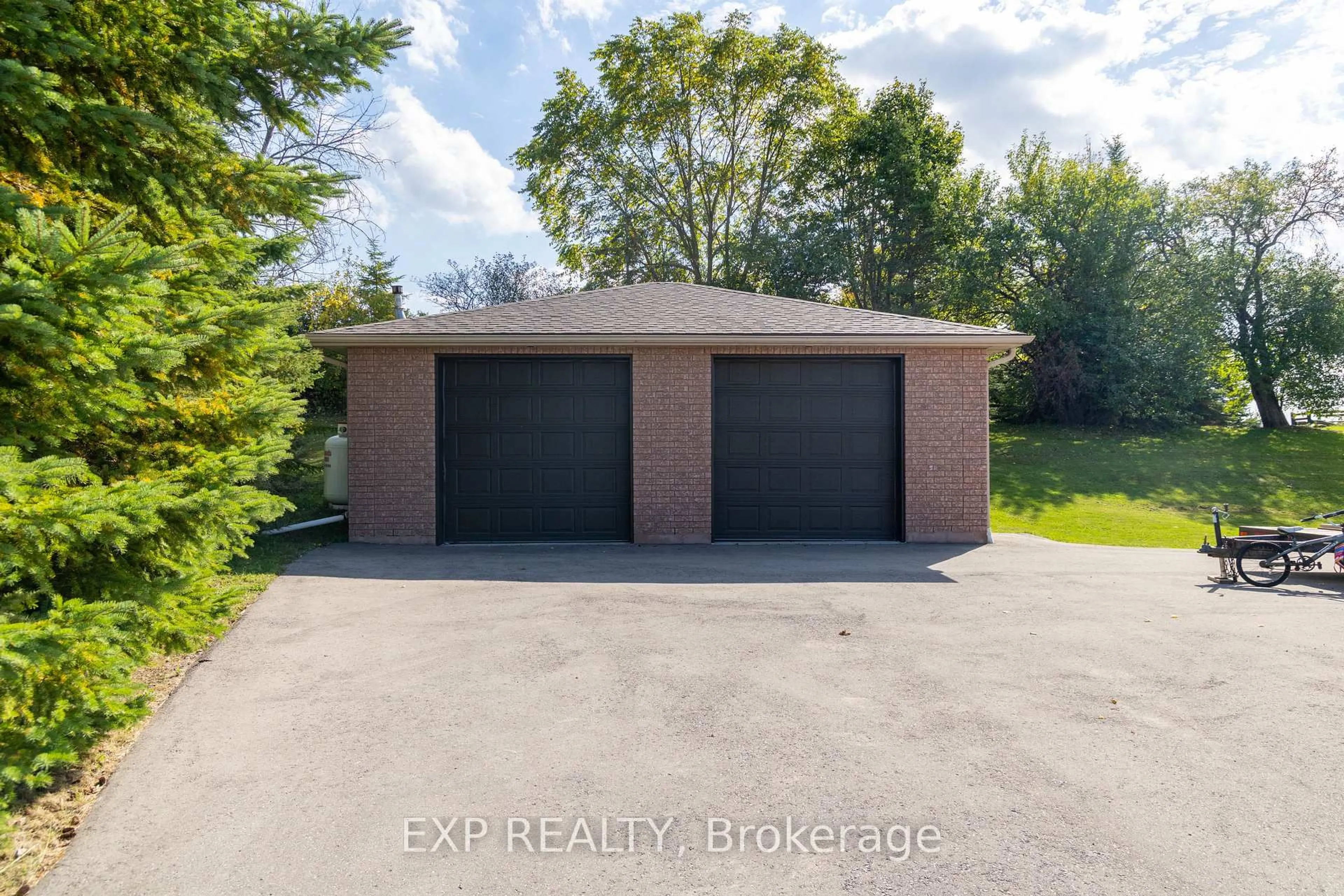 Unknown for 8 Pardo Crt, Scugog Ontario L0C 1G0