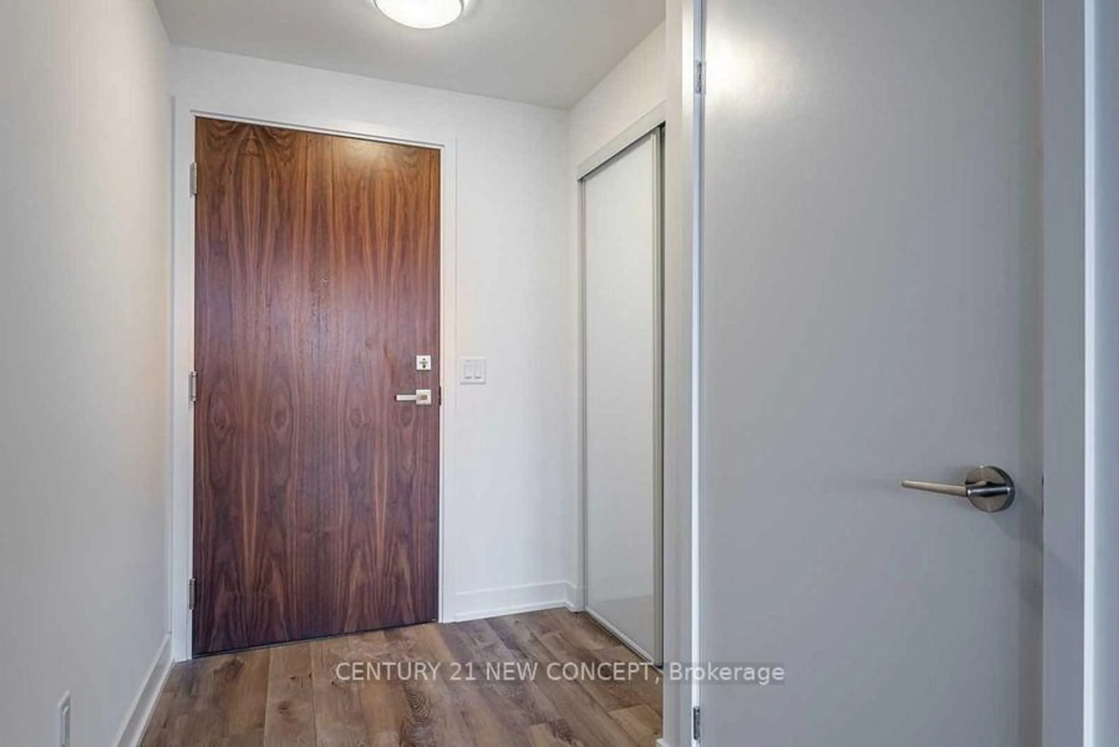 Indoor entryway for 30 Baseball Pl #819, Toronto Ontario M4M 0E8