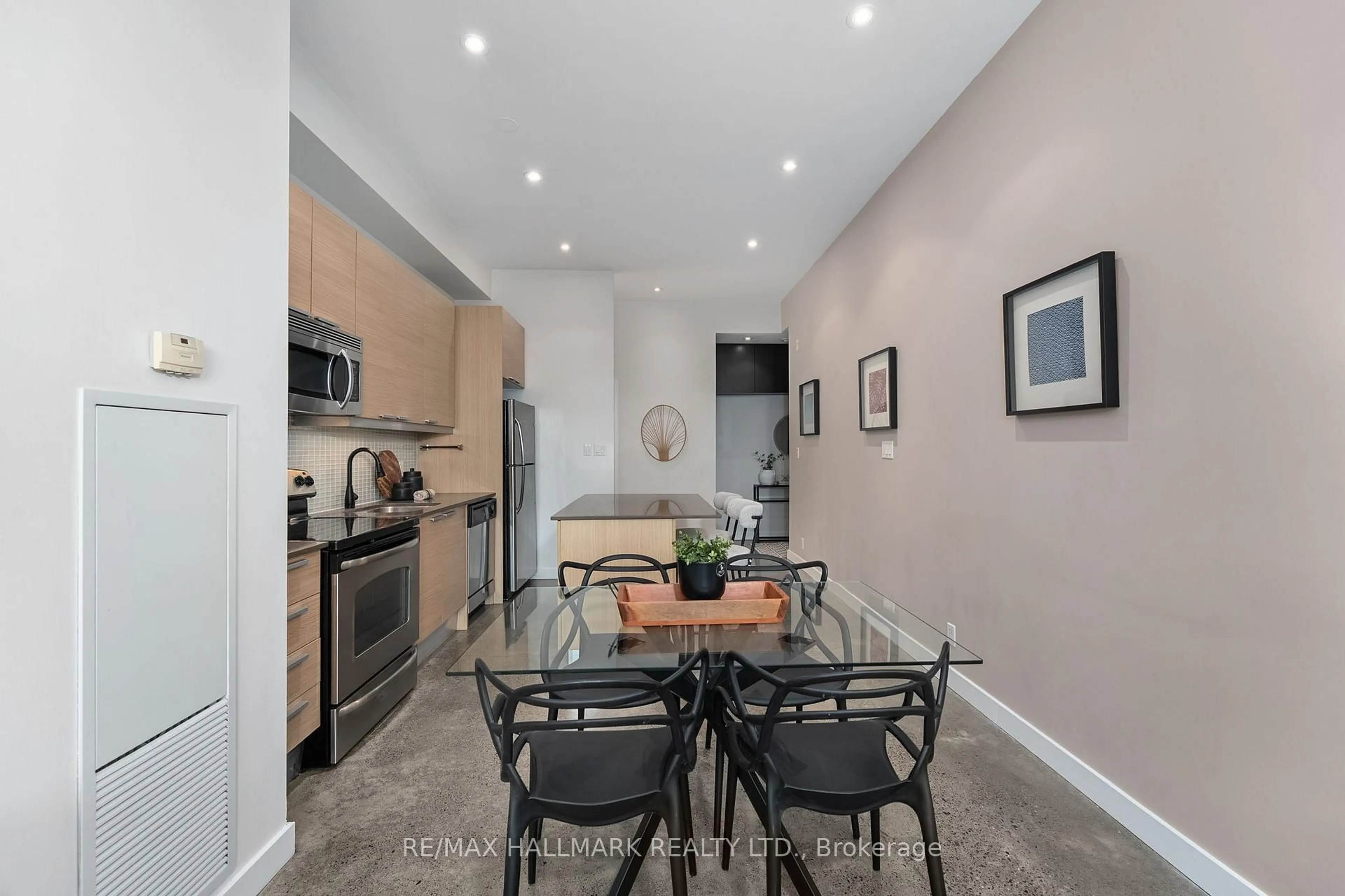 Unknown for 625 Queen St #503, Toronto Ontario M4M 1G4