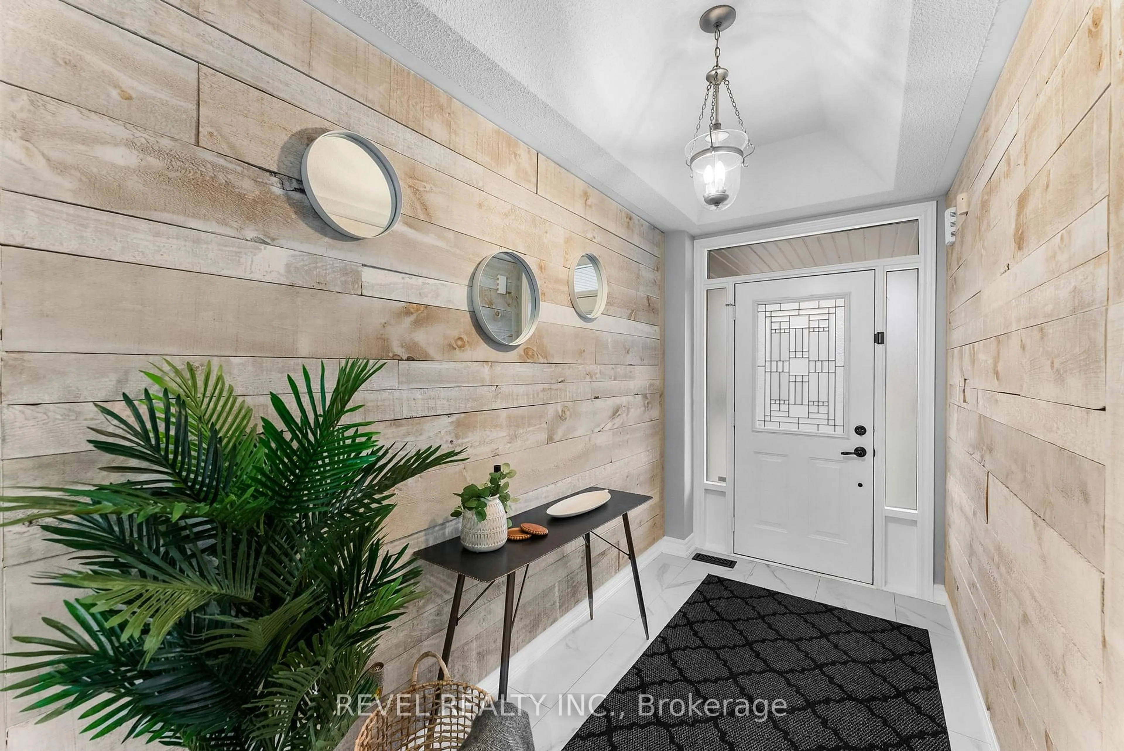 Indoor entryway for 25 Duckfield Cres, Ajax Ontario L1Z 2C8