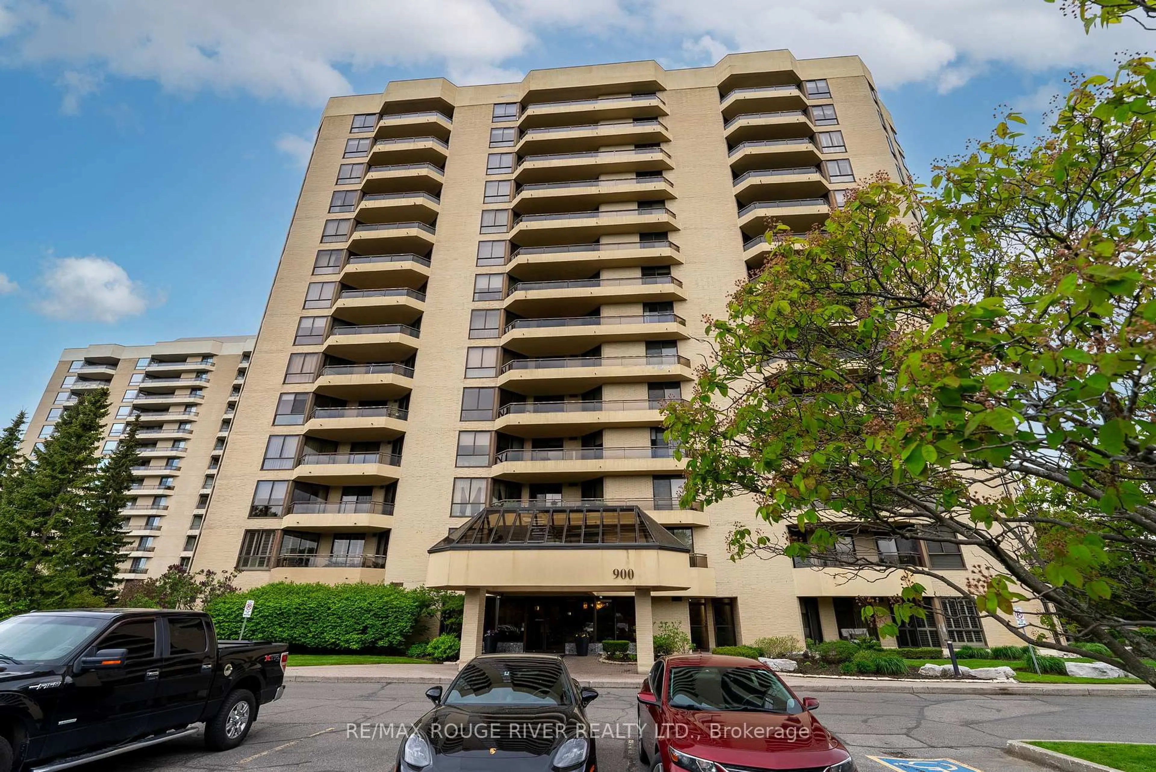 Unknown for 900 Wilson Rd #506, Oshawa Ontario L1G 7T2