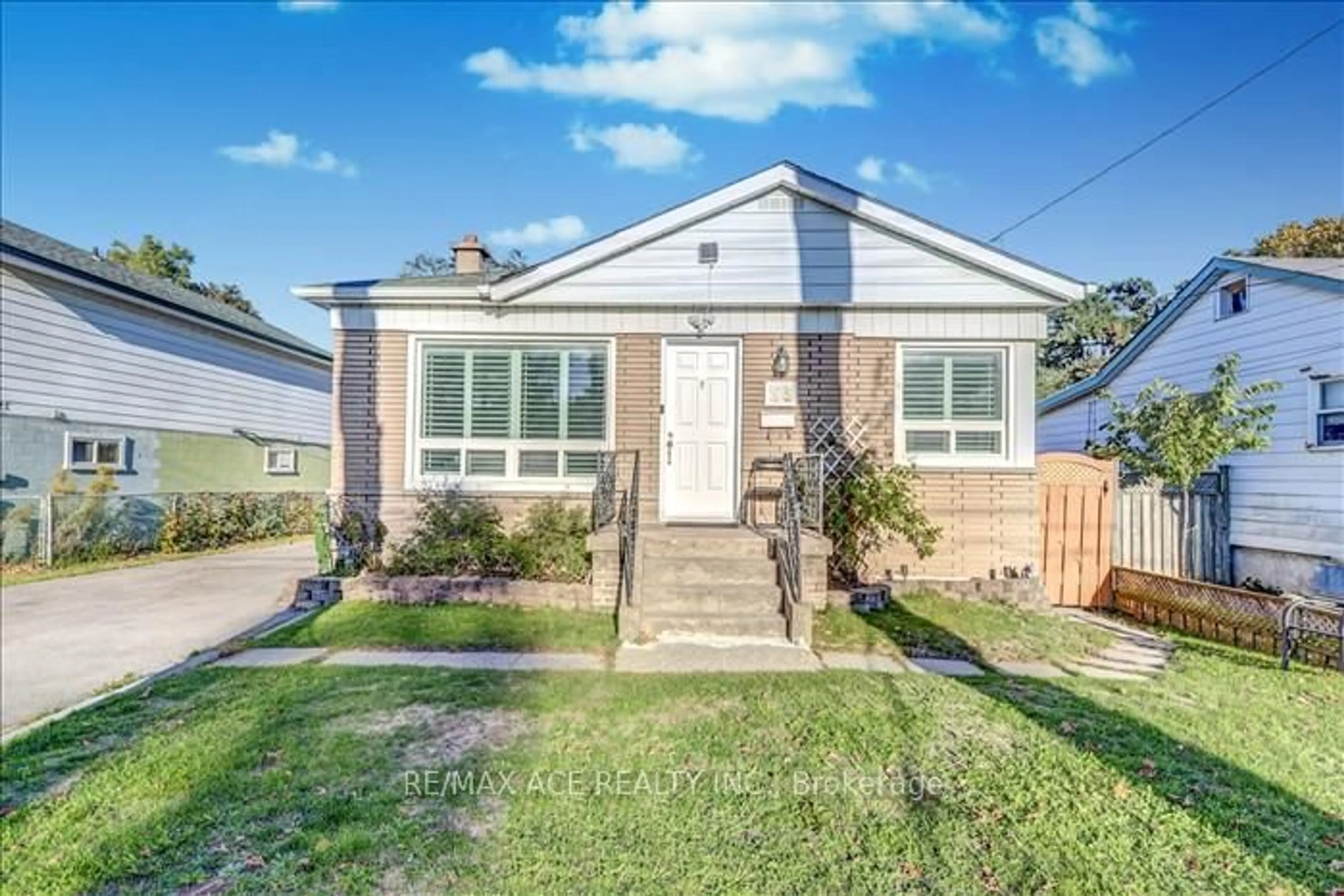 Home with brick exterior material, street for 53 Falaise Rd, Toronto Ontario M1E 3B7