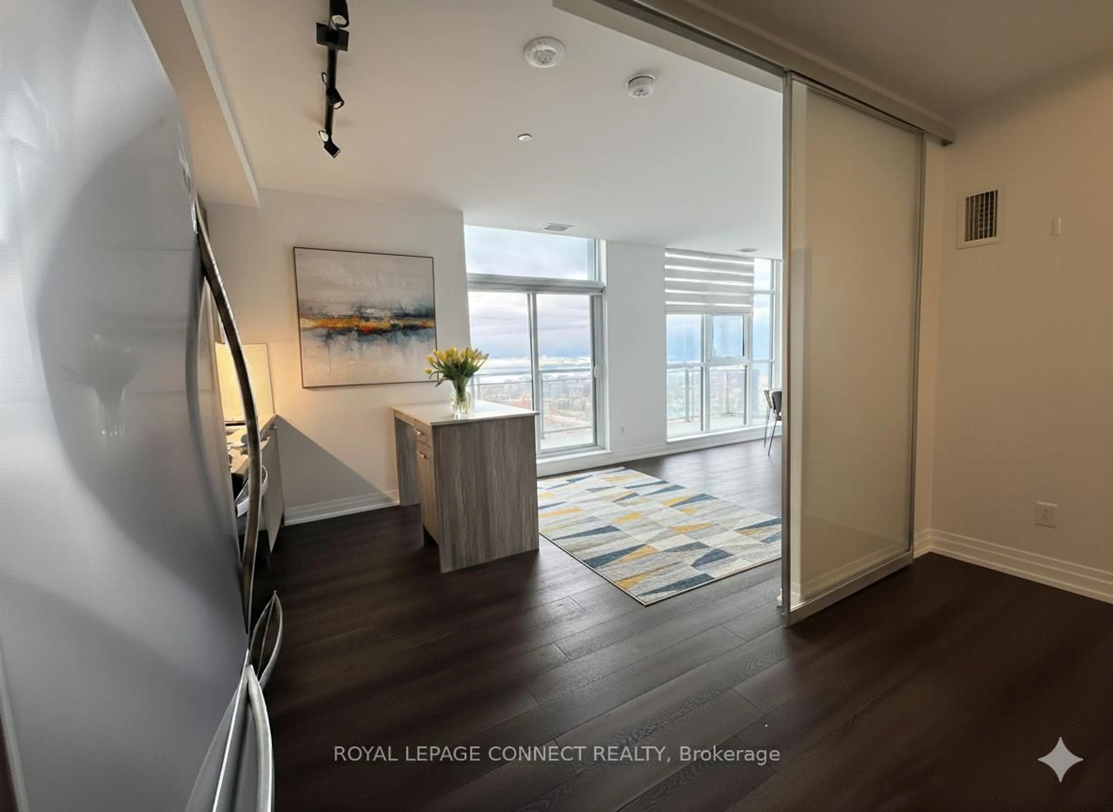 A pic of a room for 286 Main St #PH08, Toronto Ontario M4C 0B3