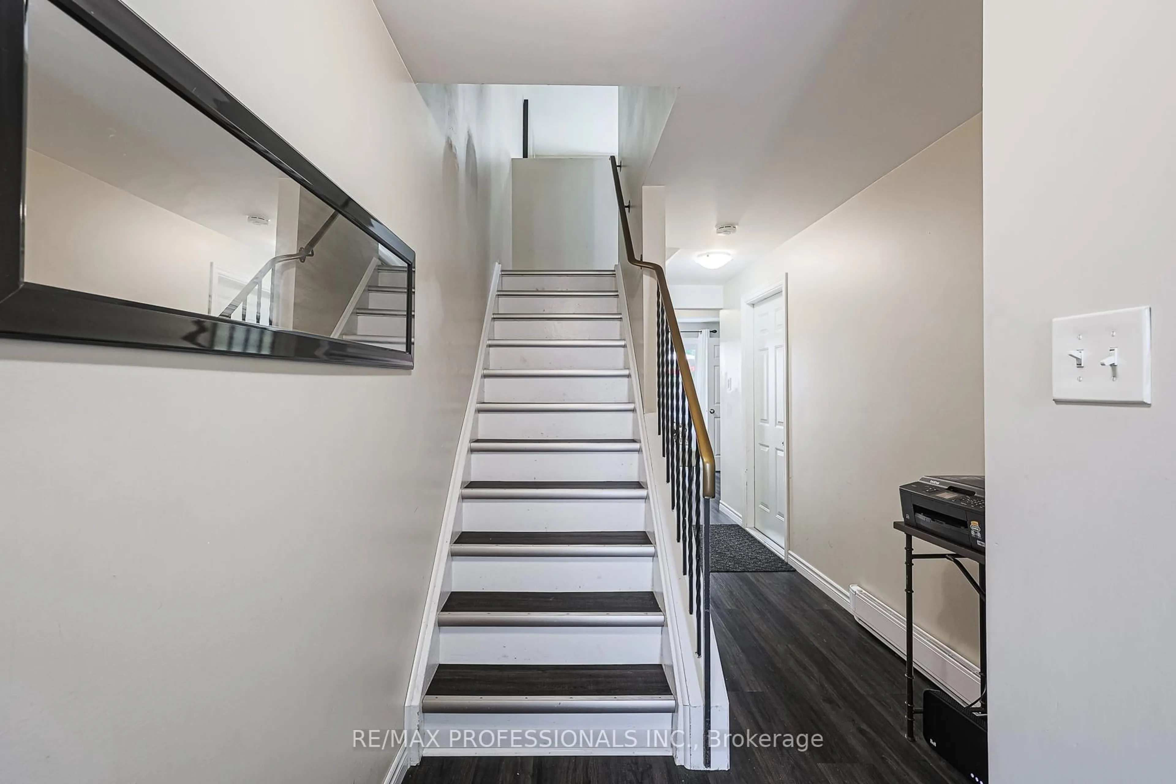Stairs for 221 Ormond Dr #39, Oshawa Ontario L1G 6T7
