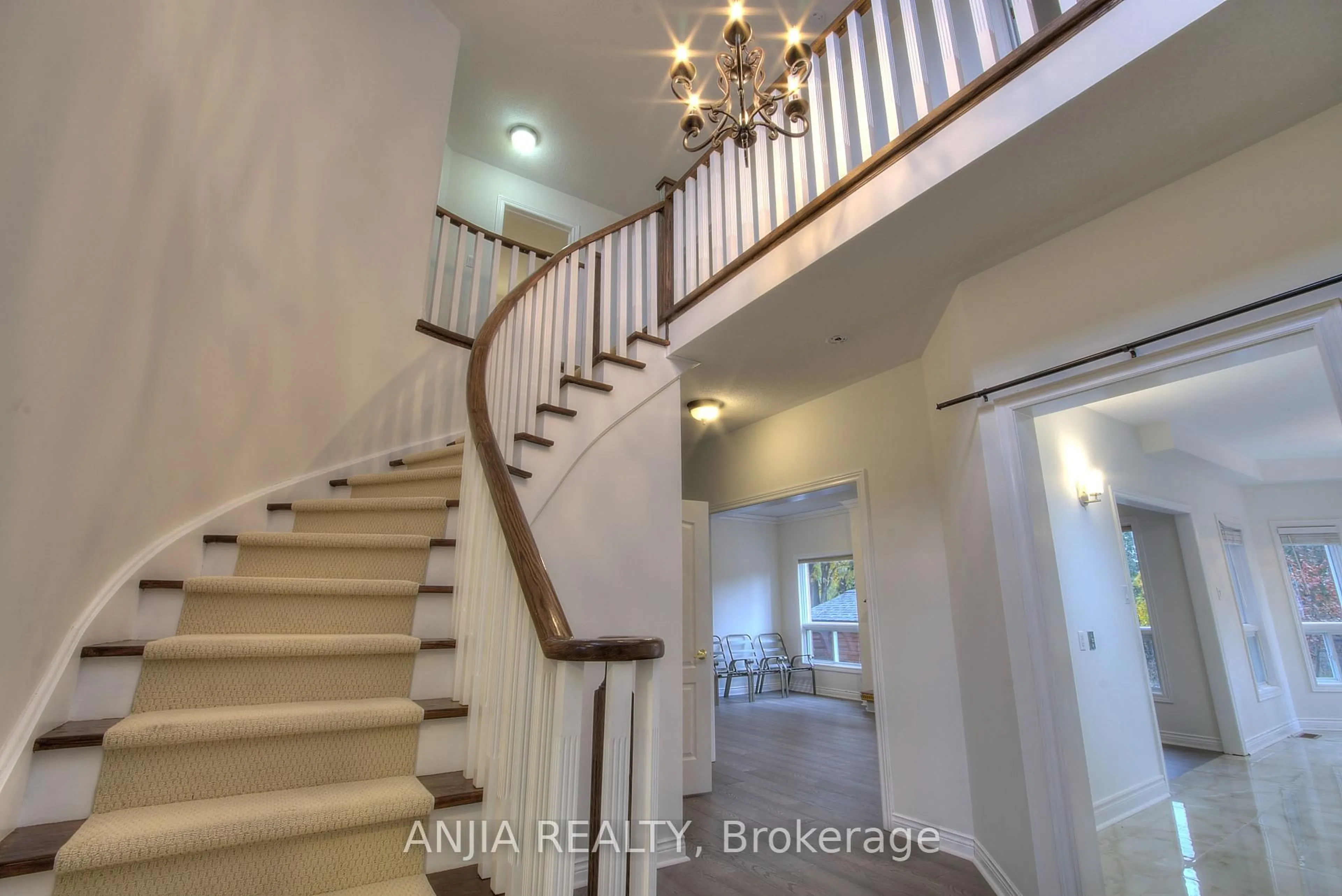 Unknown for 155 Sandcherry Crt, Pickering Ontario L1V 6S8