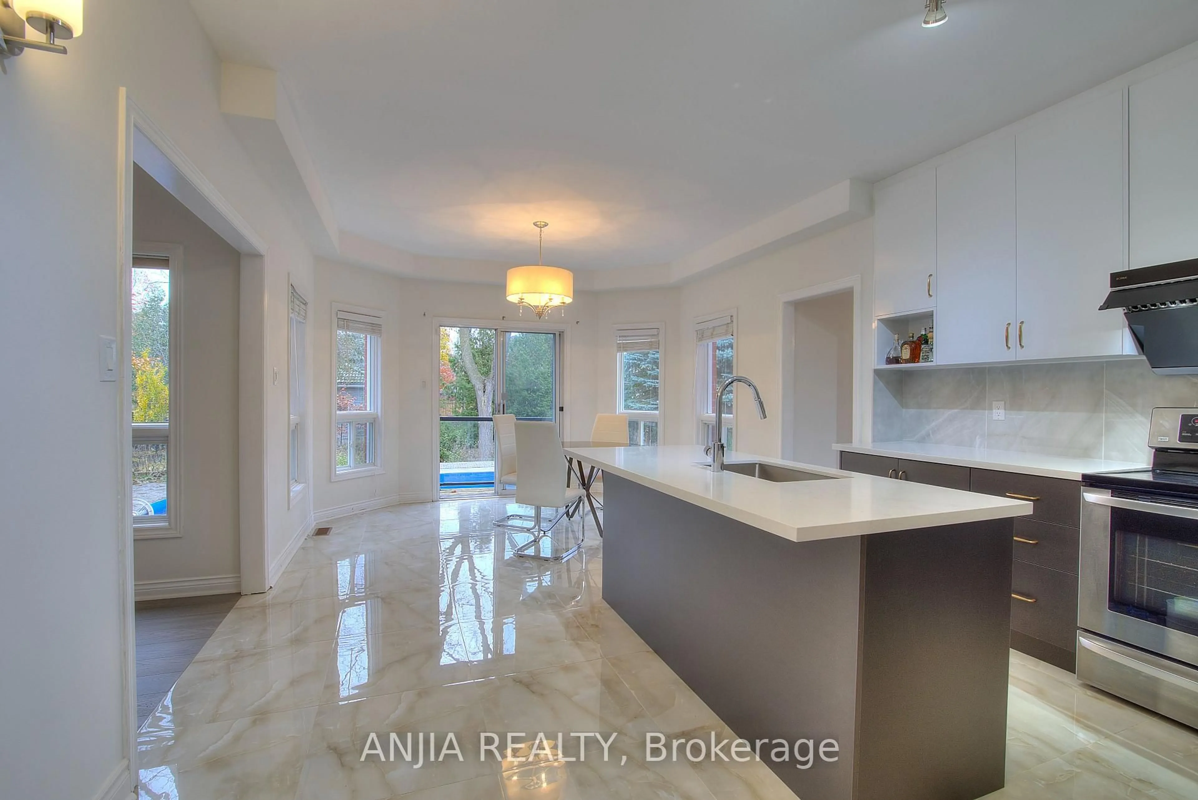 Open concept kitchen, ceramic/tile floor for 155 Sandcherry Crt, Pickering Ontario L1V 6S8