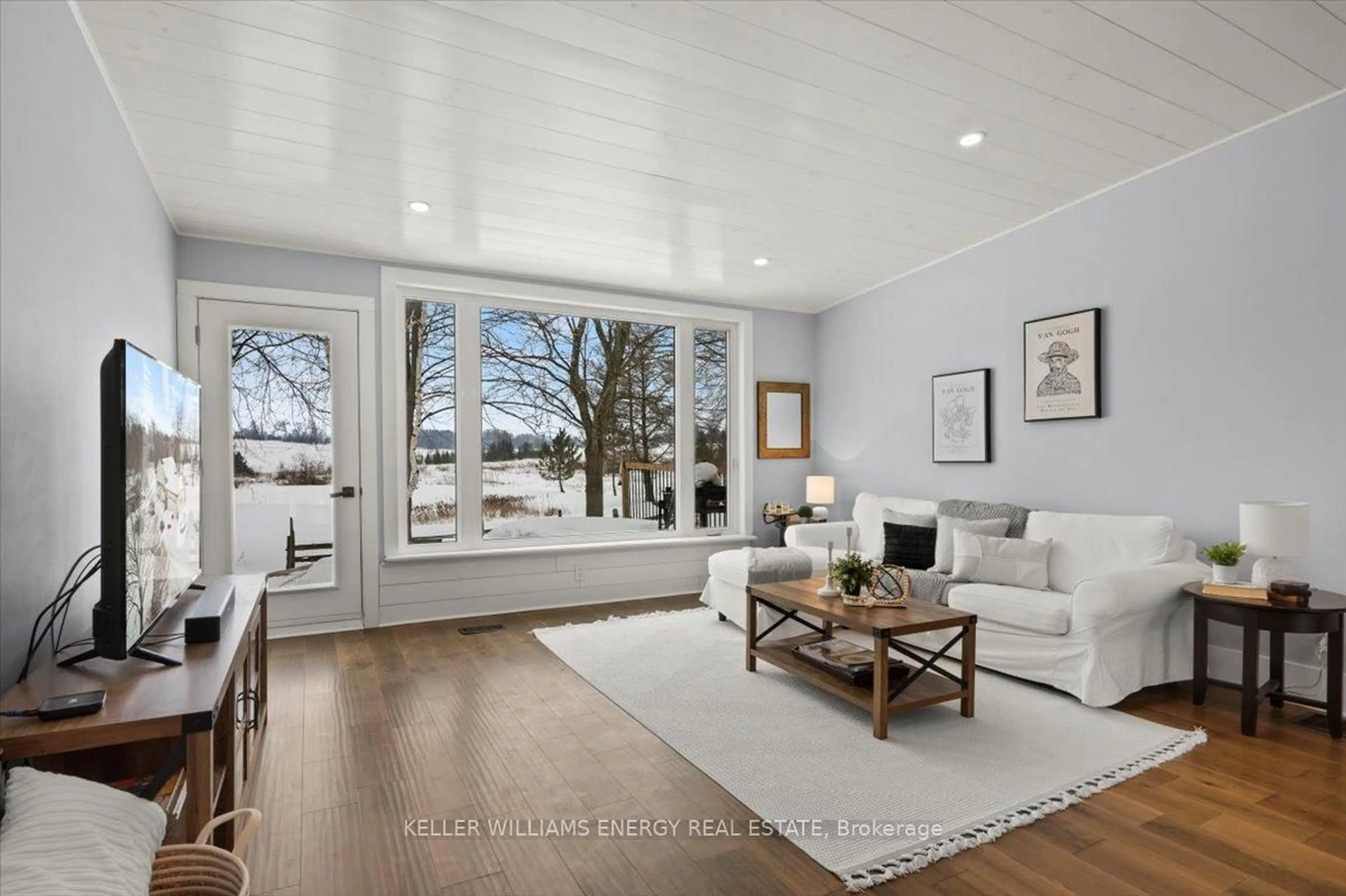 Living room with furniture, unknown for 2370 Bruce Rd, Scugog Ontario L0C 1G0