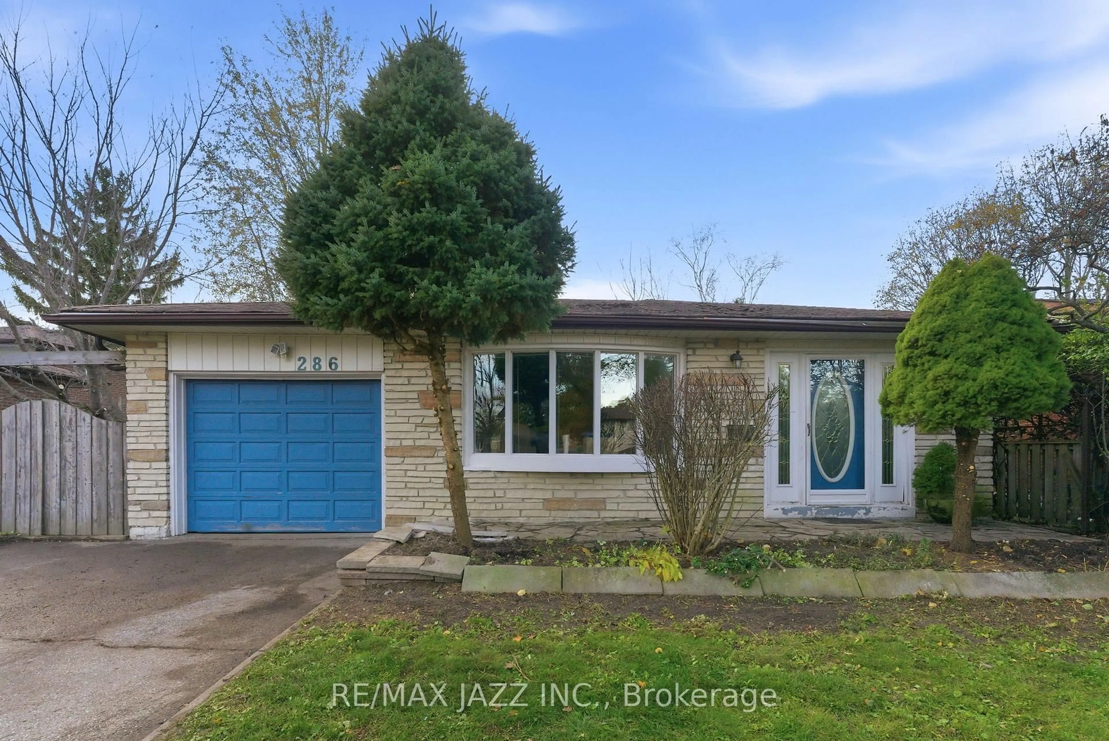 Home with brick exterior material, street for 286 Lorindale Dr, Oshawa Ontario L1H 6X4