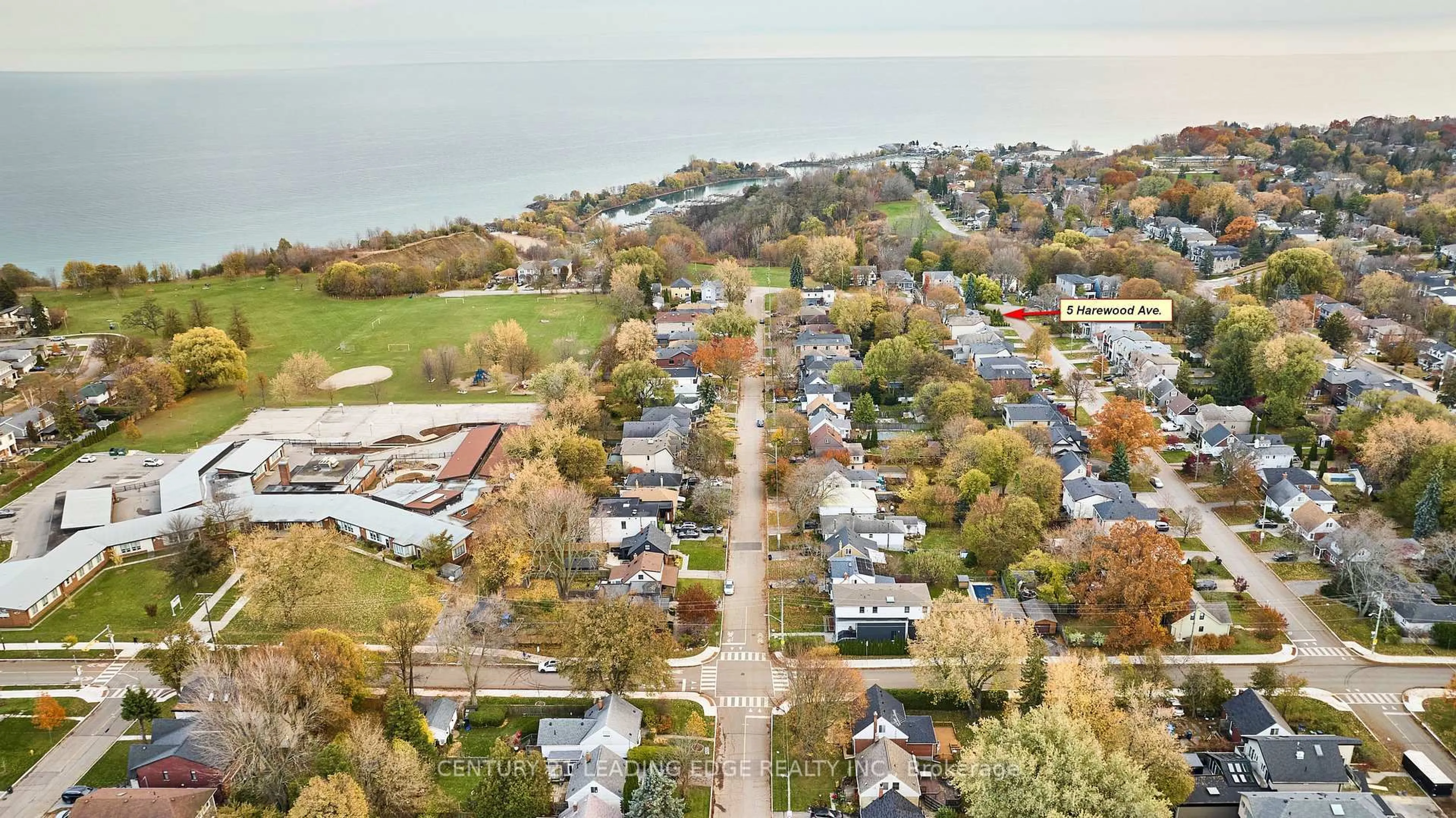 A pic from outside/outdoor area/front of a property/back of a property/a pic from drone, water/lake/river/ocean view for 5 Harewood Ave, Toronto Ontario M1M 2R1