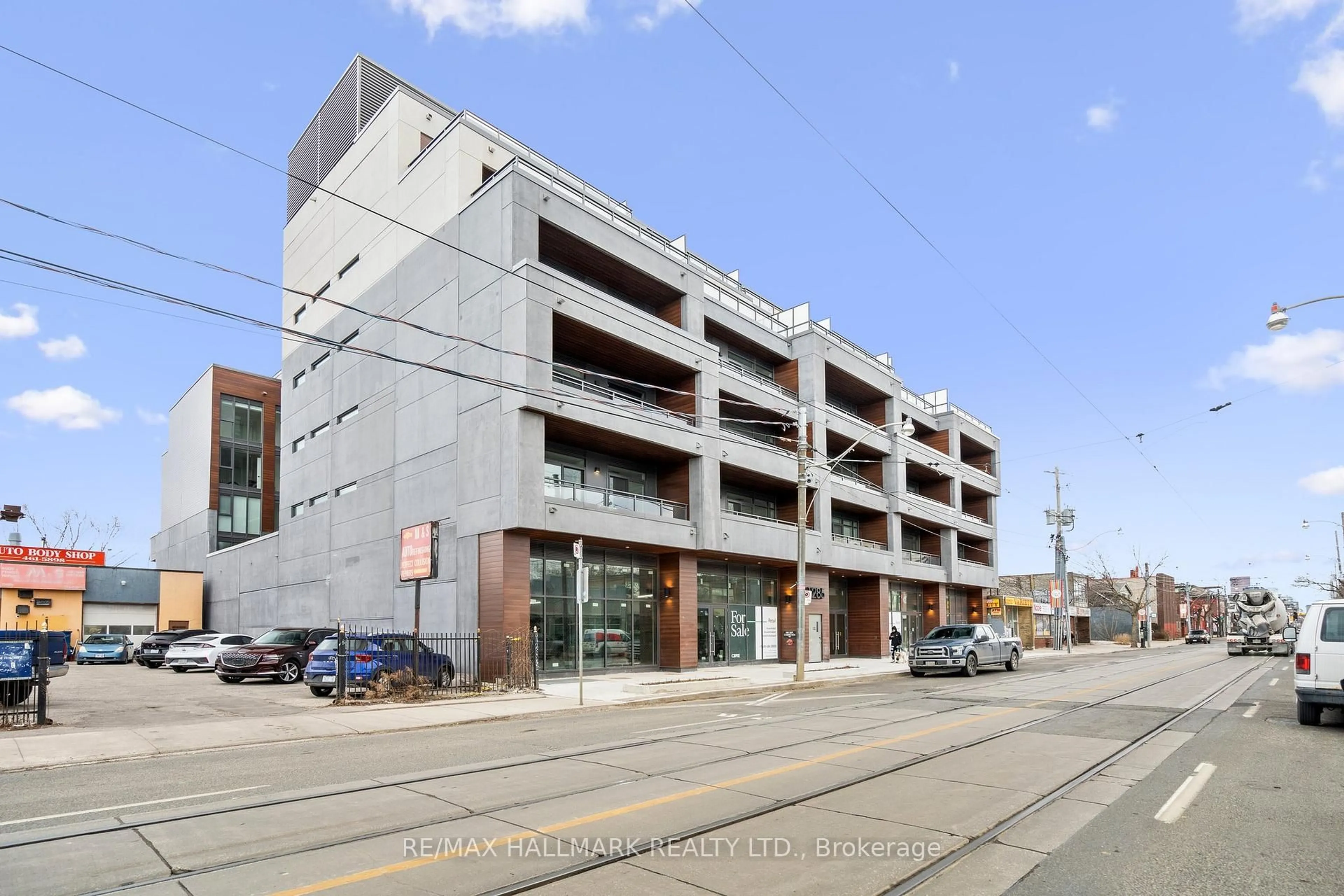 Unknown for 1285 Queen St #405, Toronto Ontario M4L 1C2