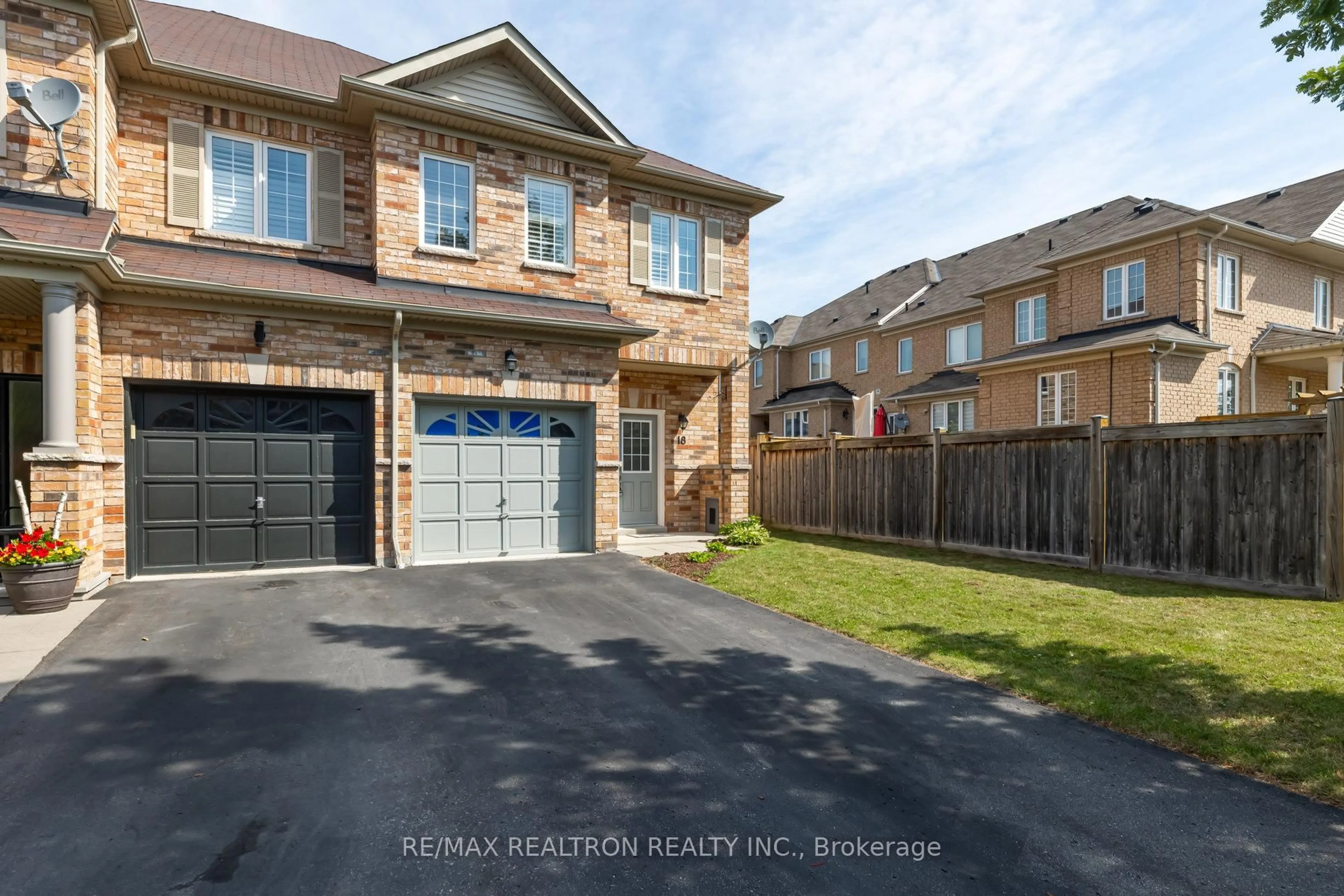 Home with brick exterior material, street for 18 Summerside Ave, Whitby Ontario L1R 0G3