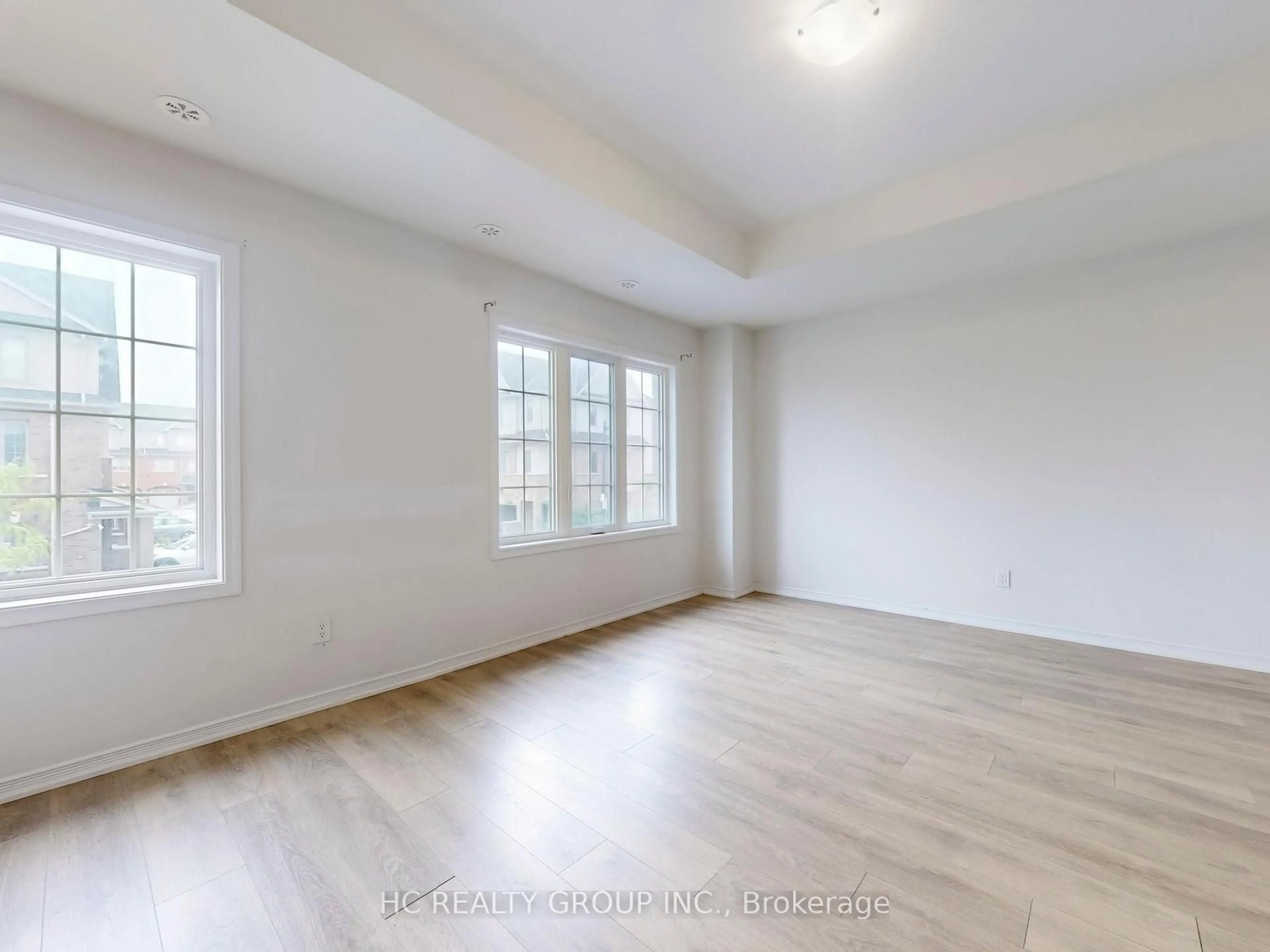 A pic of a room for 85 Danzatore Path, Oshawa Ontario L1L 0P9