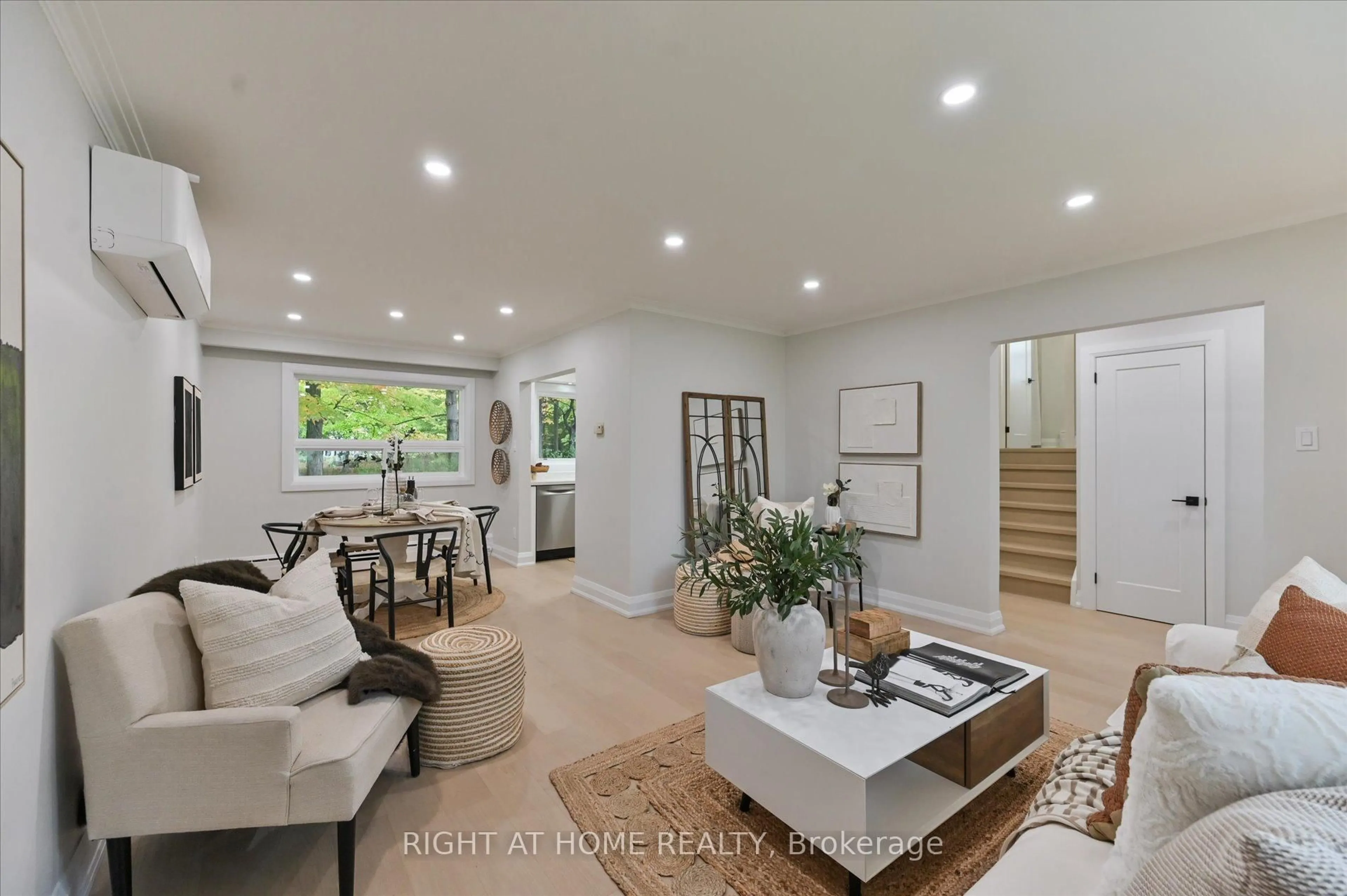 Unknown for 173 Wishing Well Dr, Toronto Ontario M1T 1K3