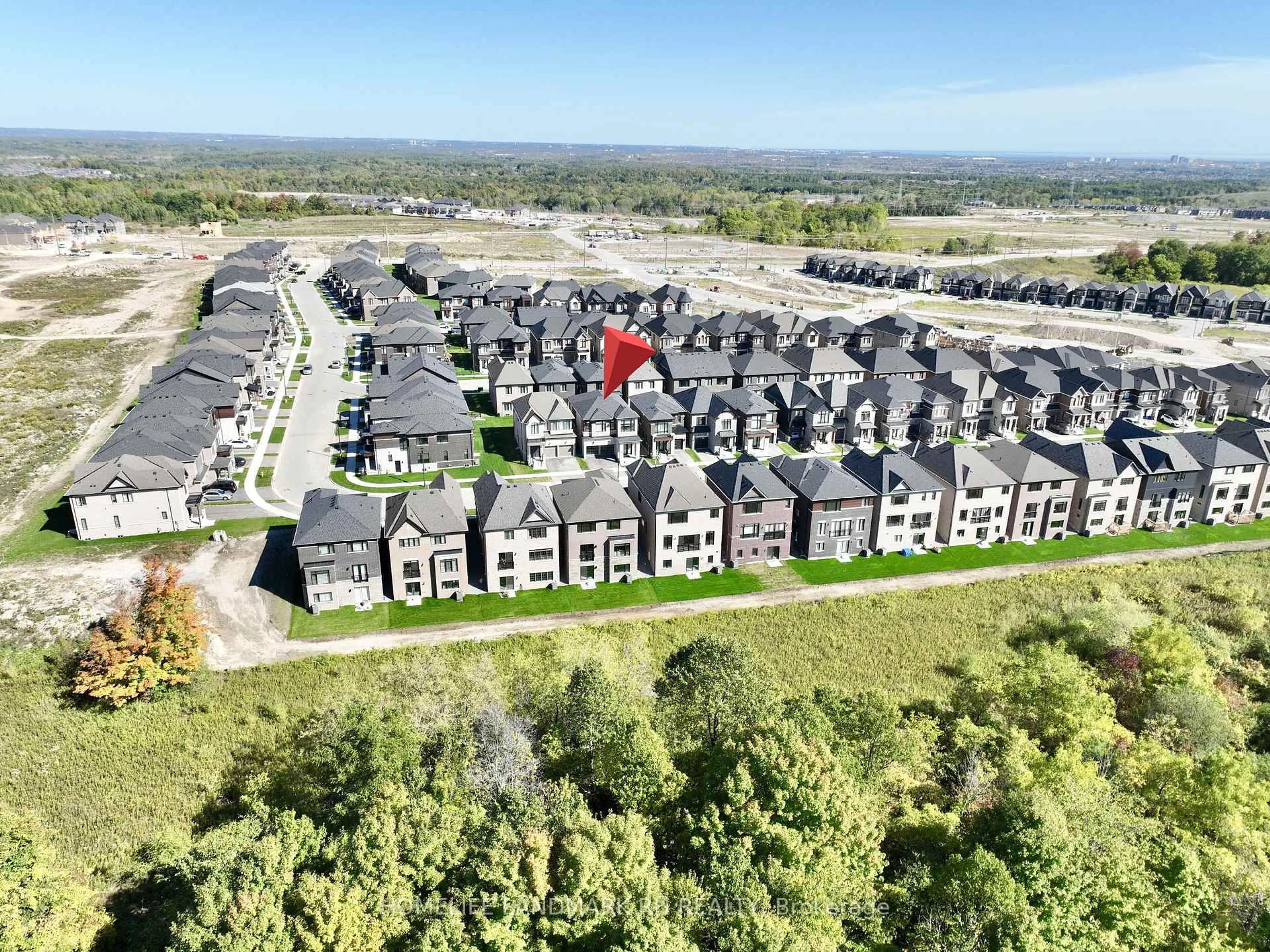 A pic from outside/outdoor area/front of a property/back of a property/a pic from drone, unknown for 1045 PISCES Tr, Pickering Ontario L1X 0P7