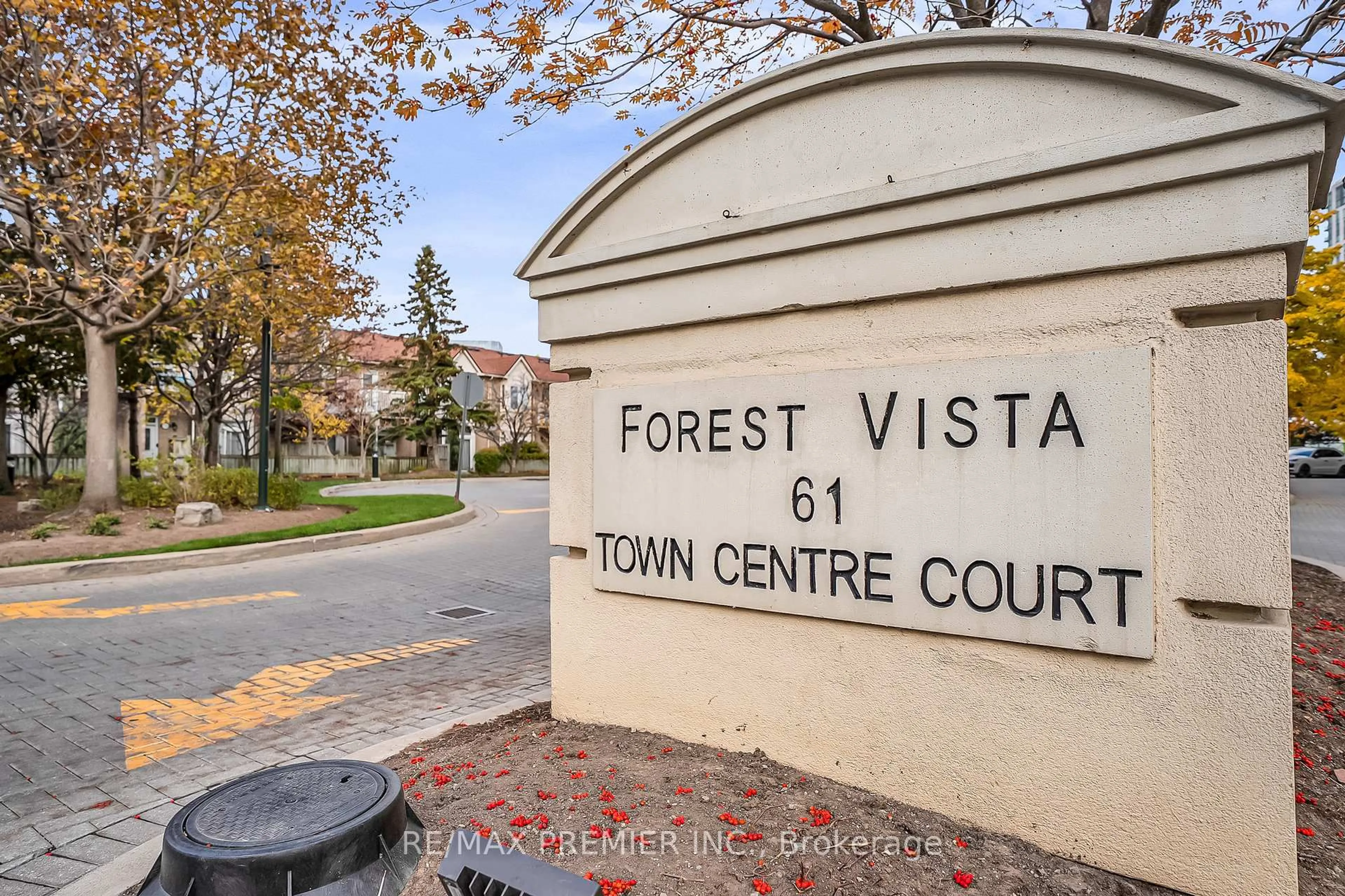 A pic from outside/outdoor area/front of a property/back of a property/a pic from drone, forest/trees view for 61 Town Centre Crt #2103, Toronto Ontario M1P 5C5