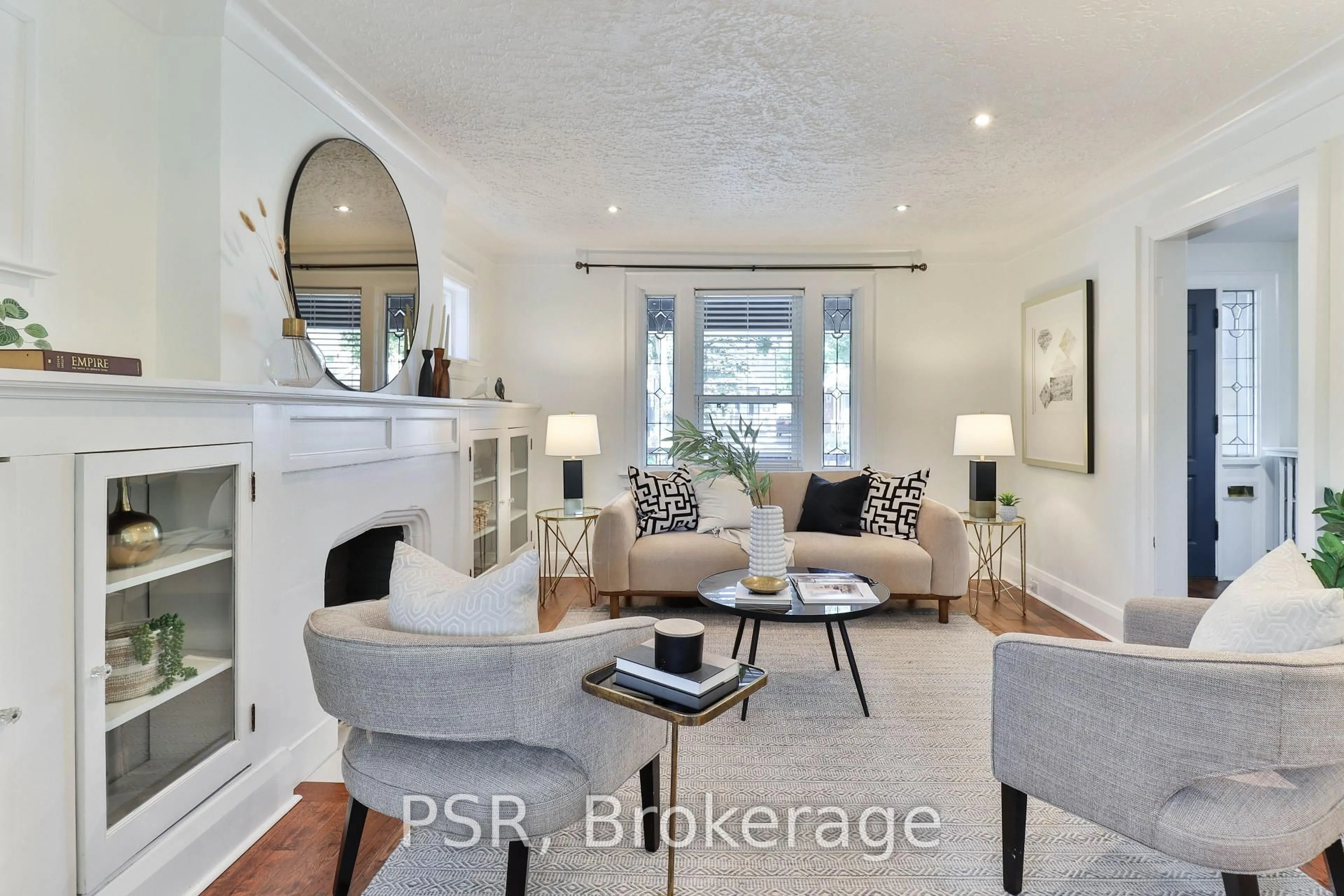 Living room with furniture, unknown for 1334 Pape Ave, Toronto Ontario M4K 3X2