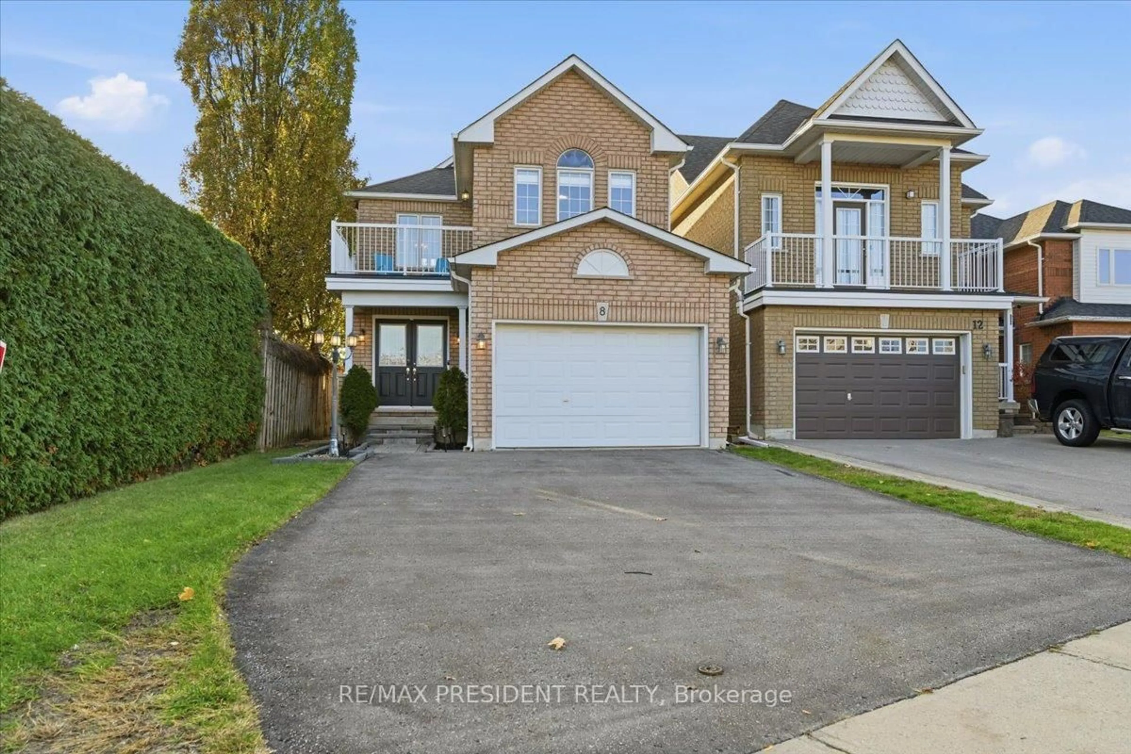 Unknown for 8 Cotton St, Clarington Ontario L1C 5H3