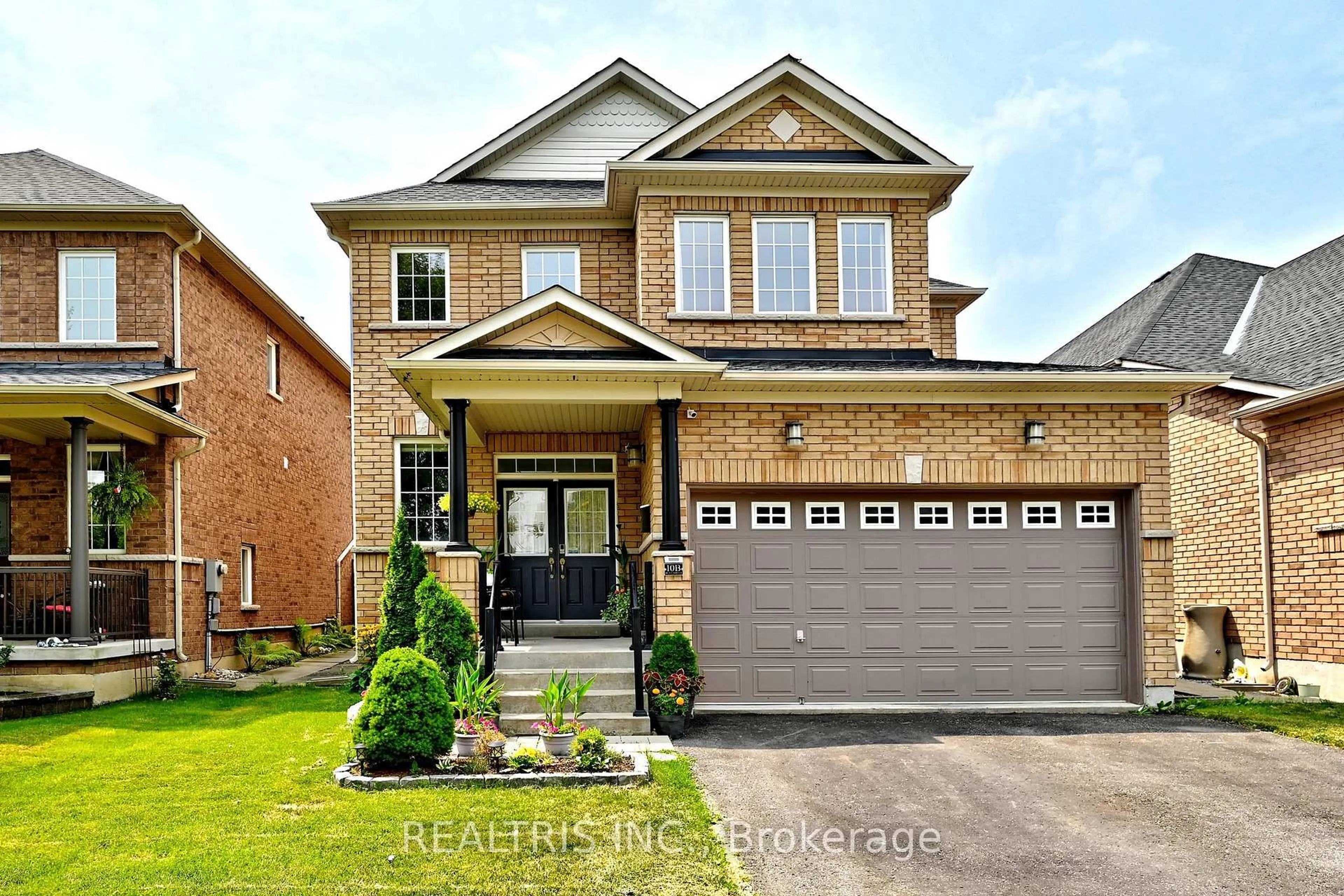 Home with brick exterior material, street for 10B Hunt St, Clarington Ontario L1C 0A4