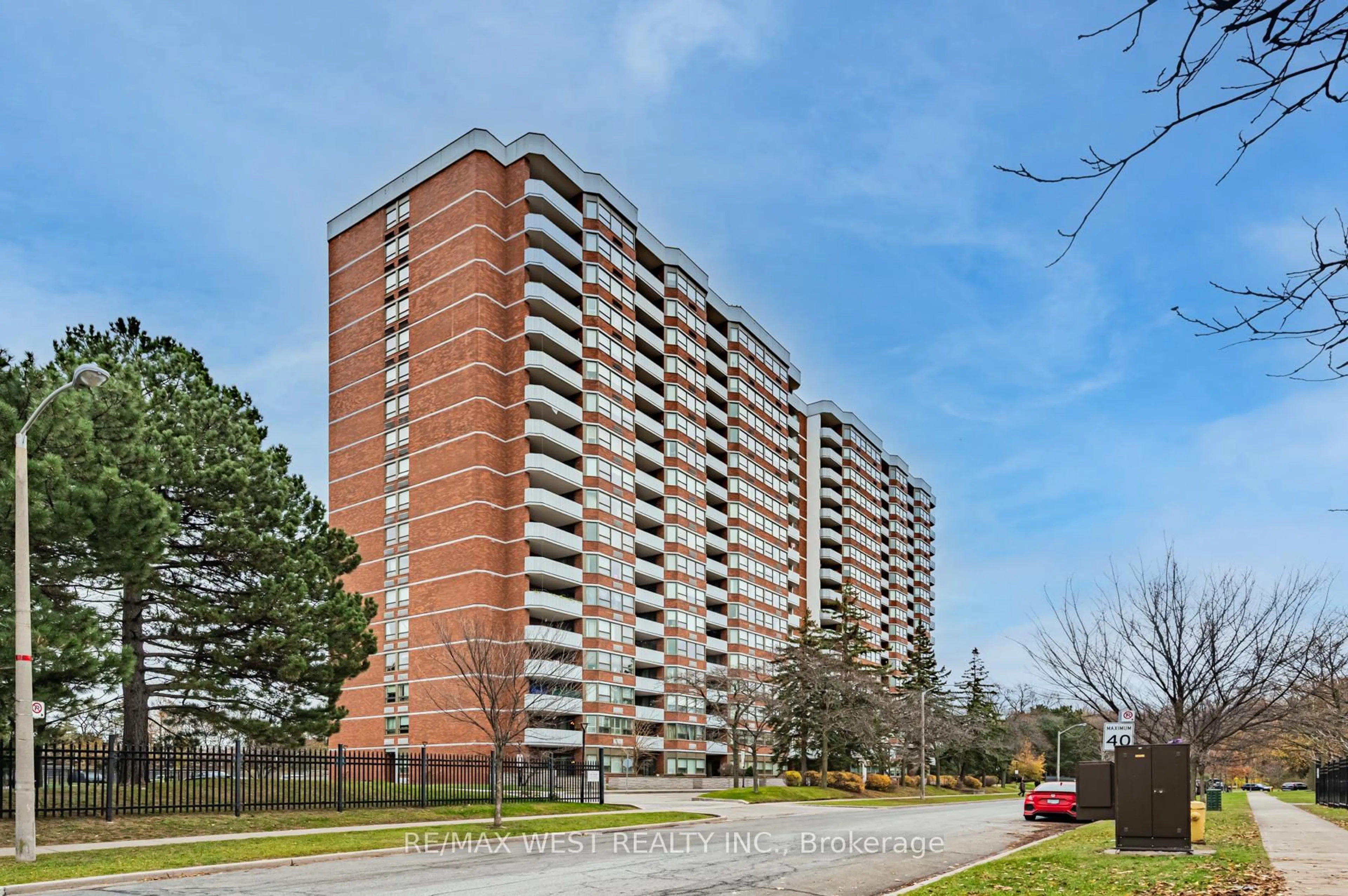 Unknown for 121 Ling Rd #1209, Toronto Ontario M1E 4Y2