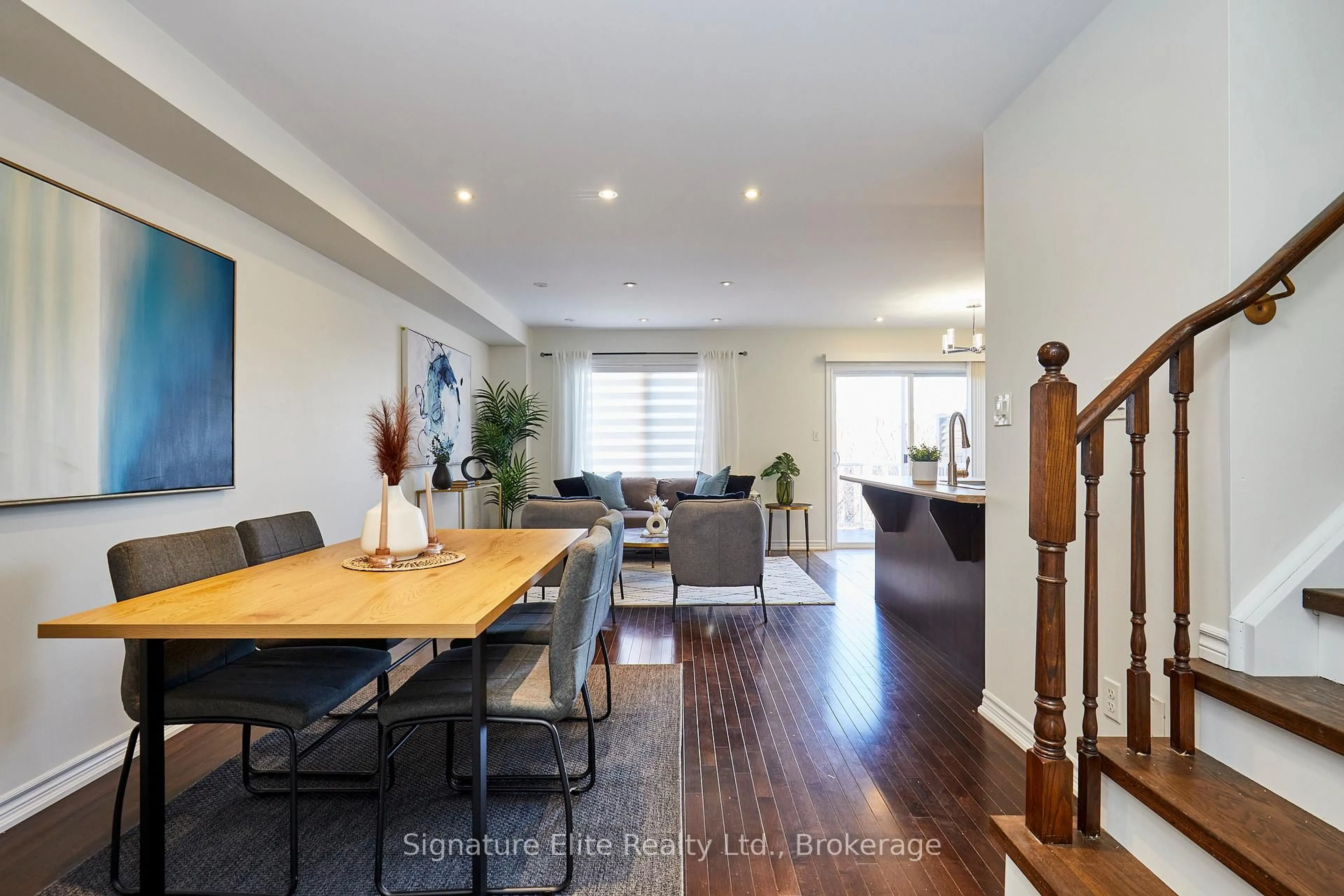 Dining room, wood/laminate floor for 715 Grandview St #13, Oshawa Ontario L1K 0N2