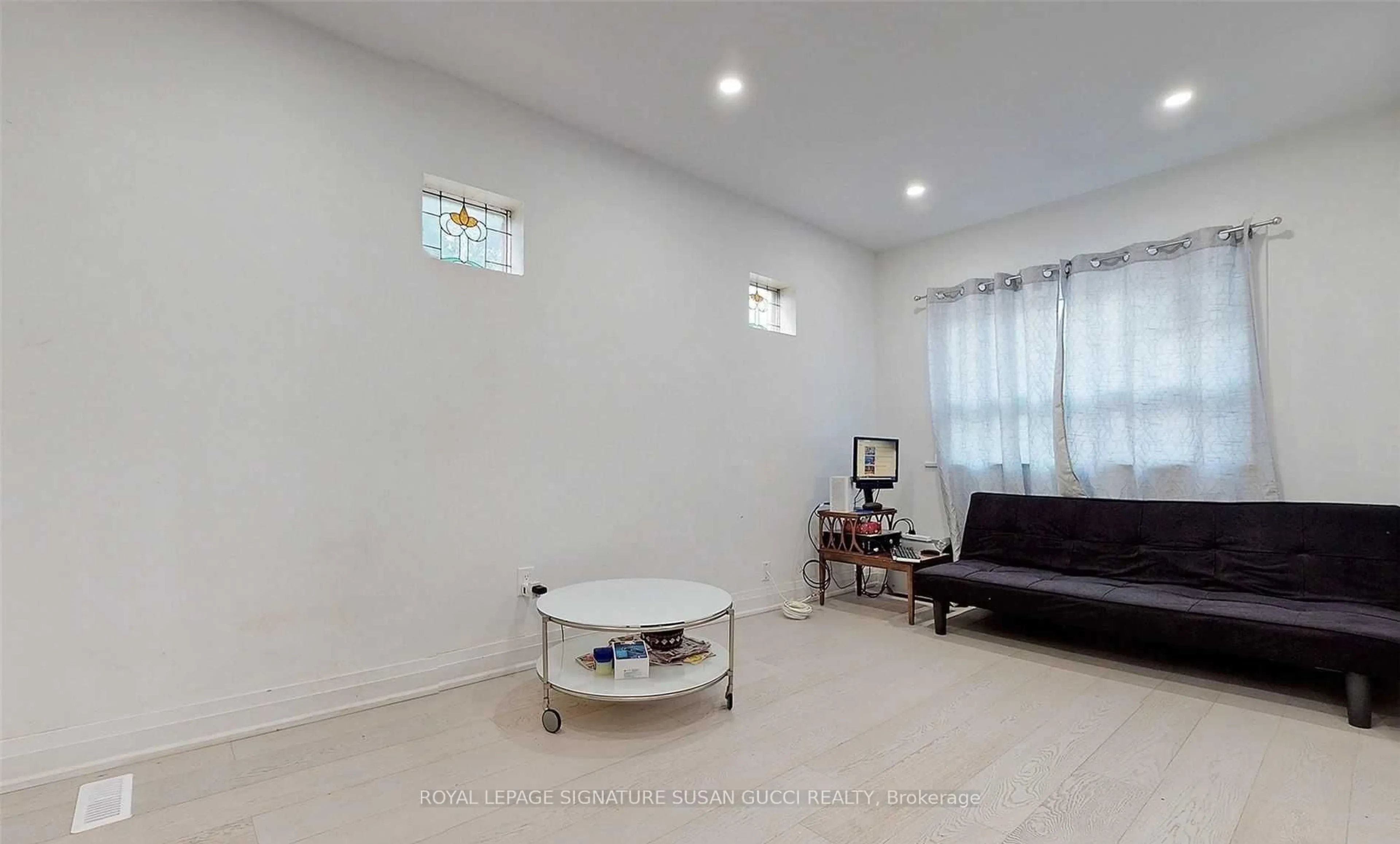 Unknown for 146 Coleridge Ave, Toronto Ontario M4C 4H6