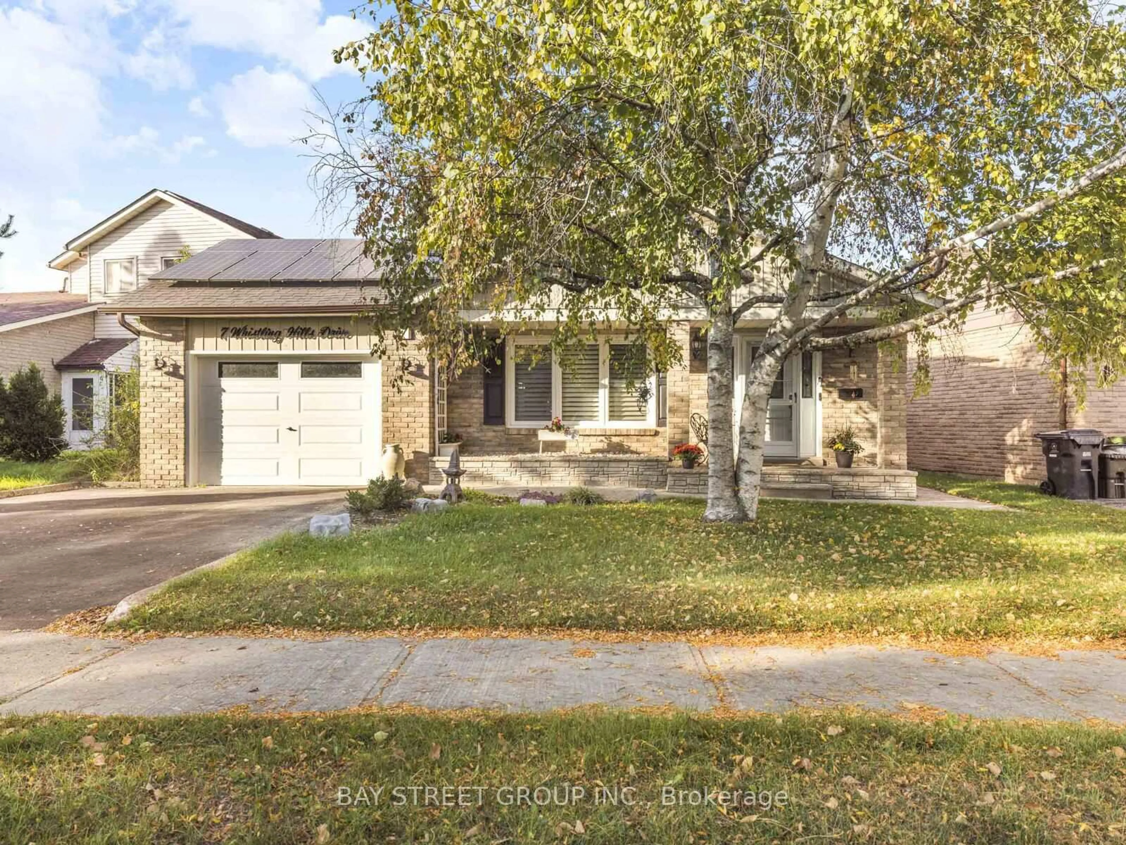 Home with brick exterior material, street for 7 Whistling Hills Dr, Toronto Ontario M1V 2B6