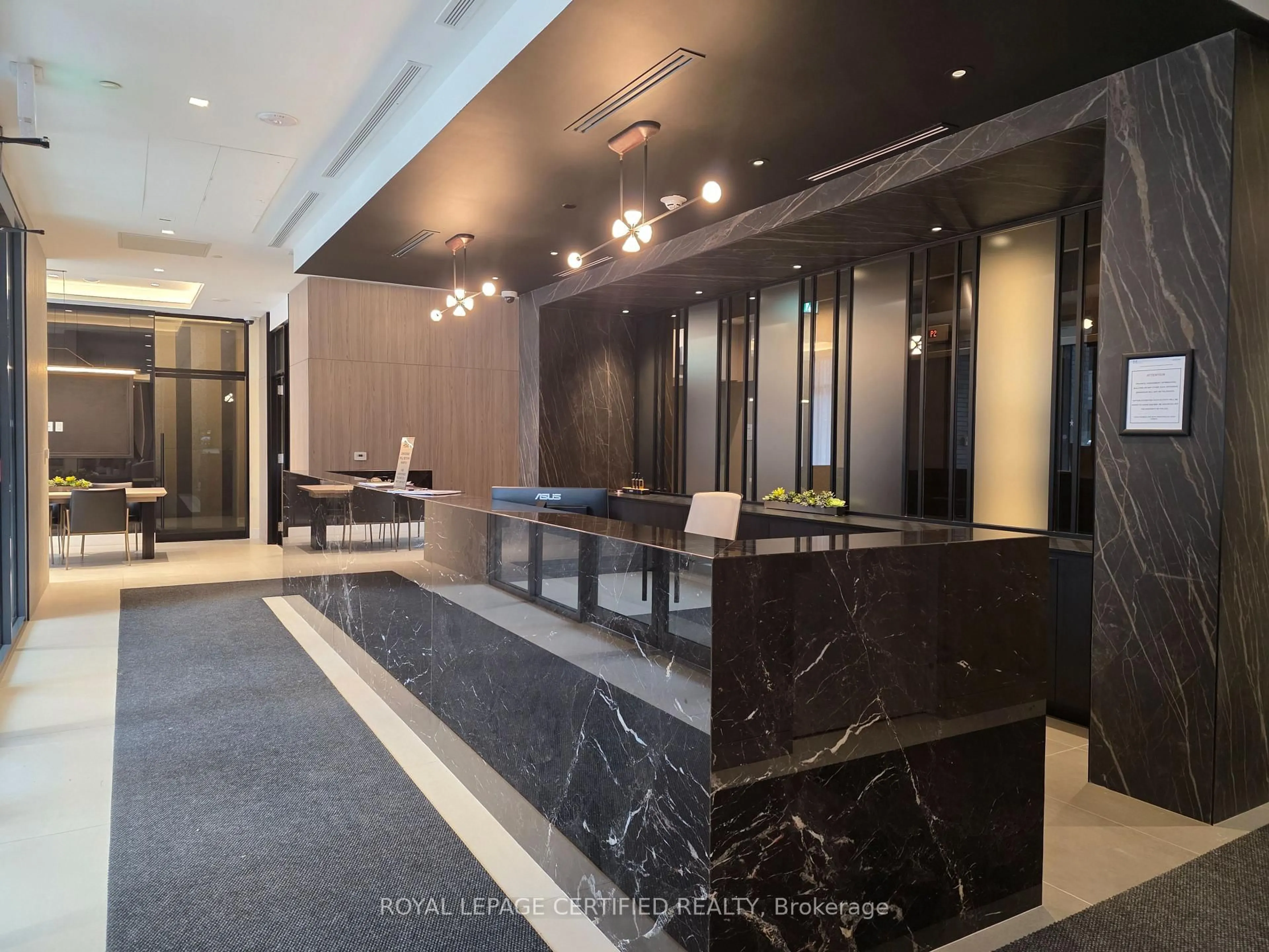 Lobby for 1606 Charles St #1103, Whitby Ontario L1N 0P1