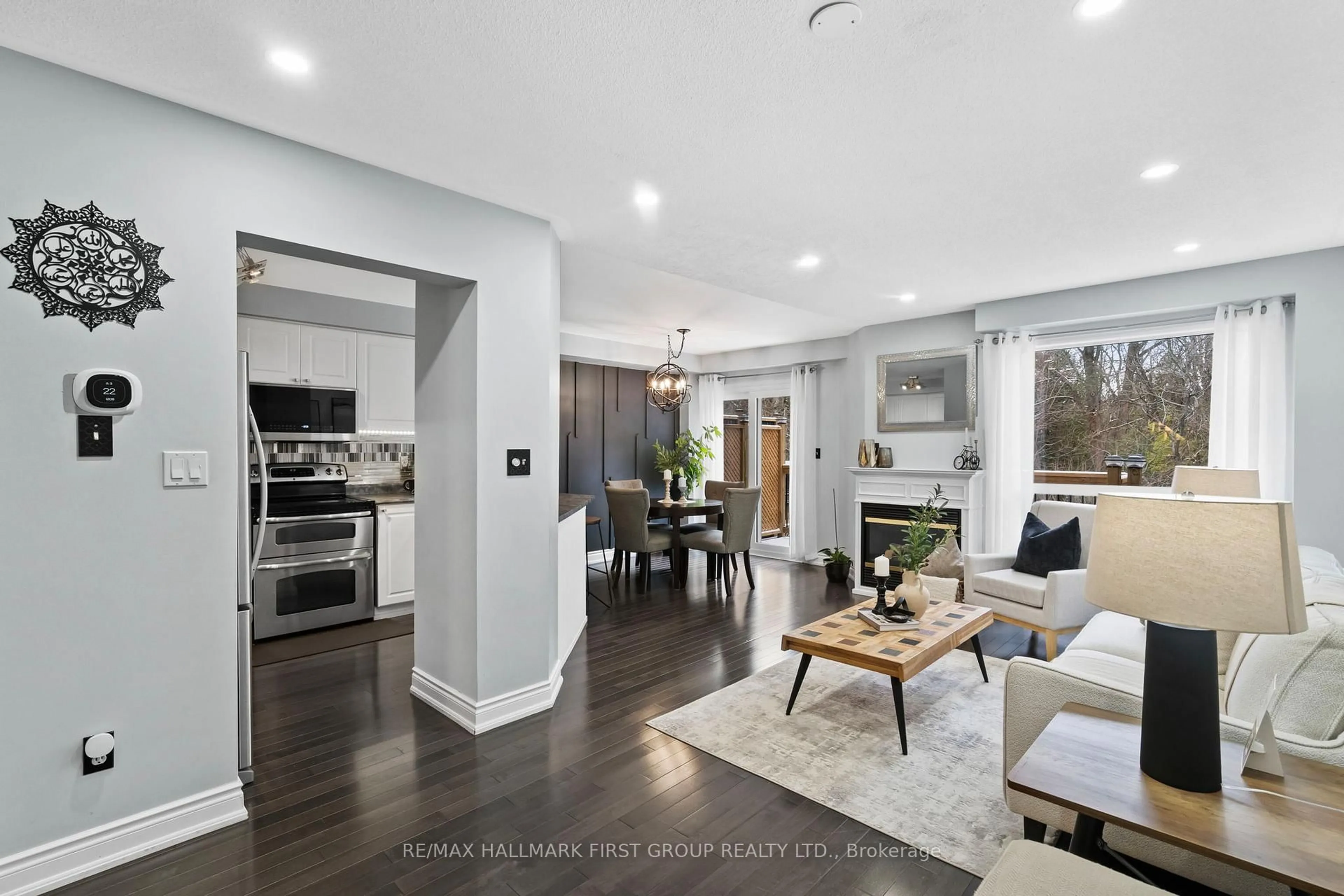 Open concept kitchen, unknown for 1696 Woodgate Tr, Oshawa Ontario L1G 8B4