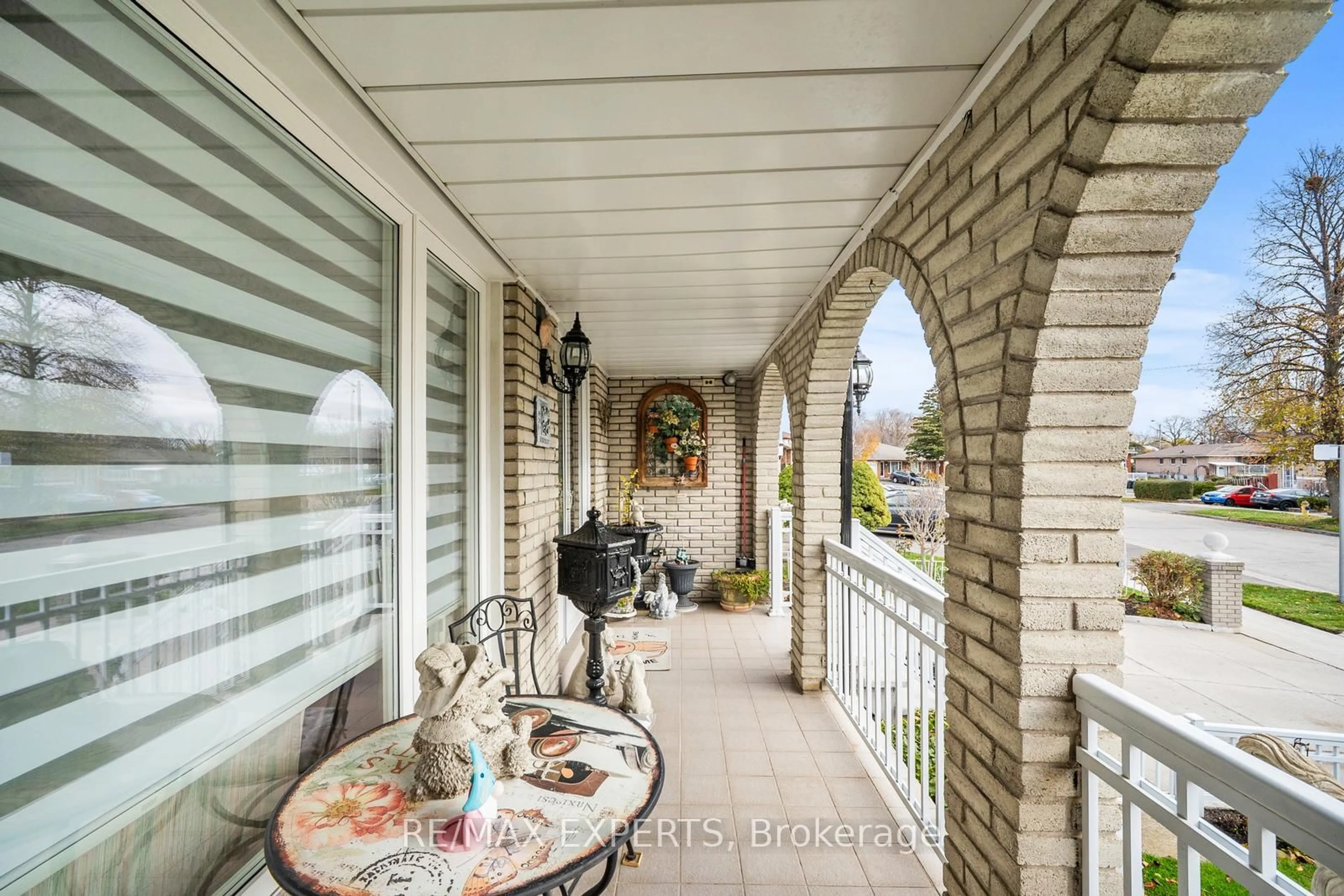 Patio, street for 70 Darnborough Way, Toronto Ontario M1W 2G1