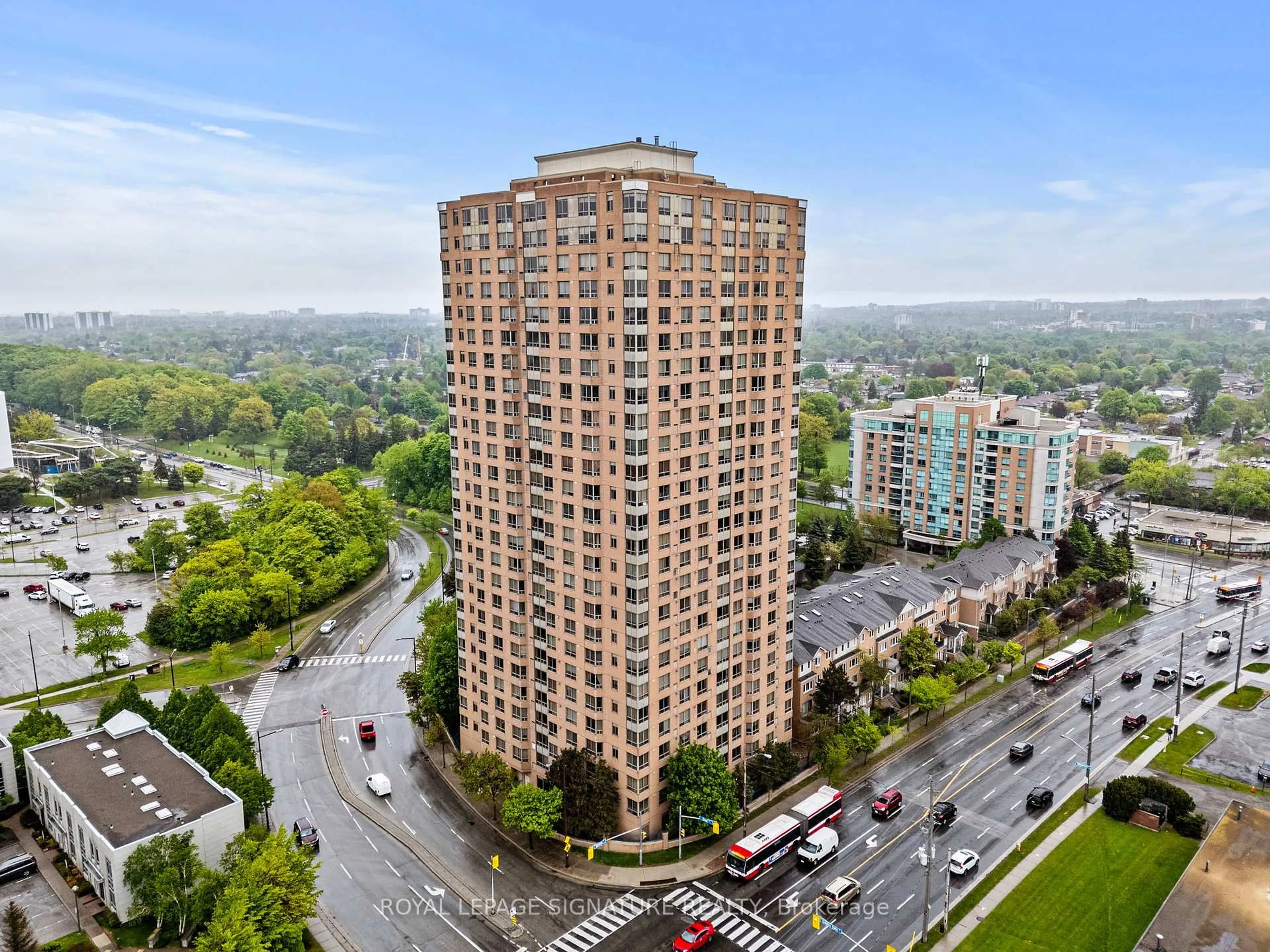 A pic from outside/outdoor area/front of a property/back of a property/a pic from drone, city buildings view from balcony for 115 Omni Dr #1808, Toronto Ontario M1P 5B4