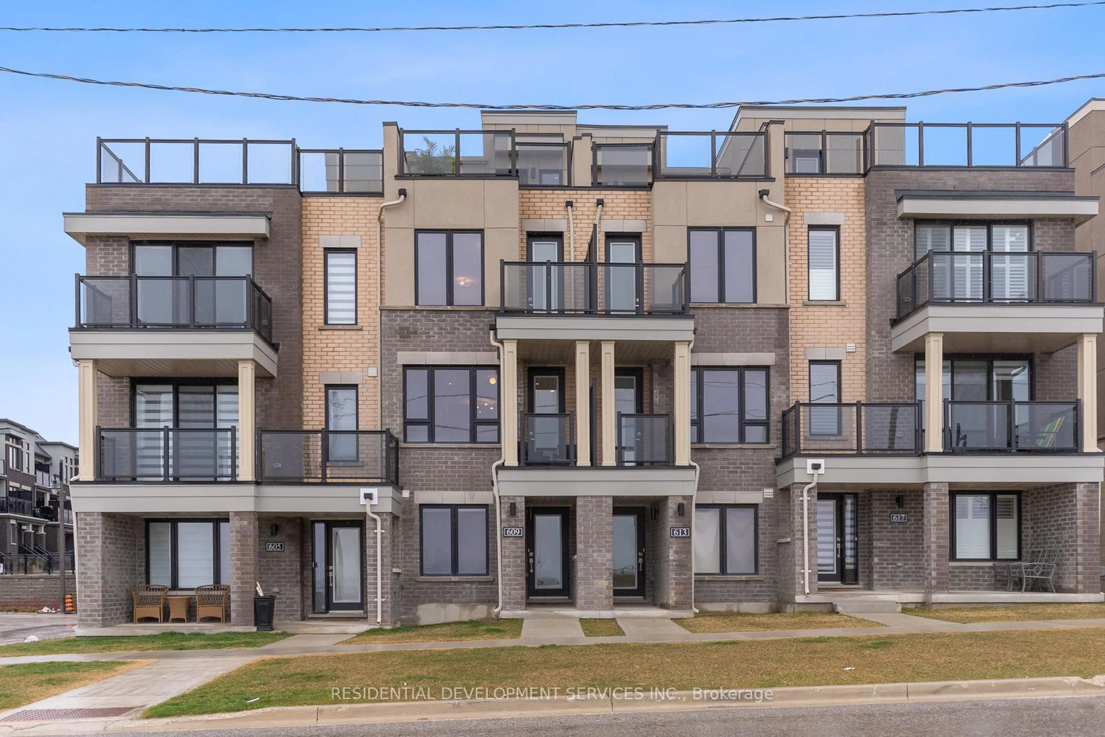 Unknown for 609 Port Darlington Rd, Clarington Ontario L1C 7G1