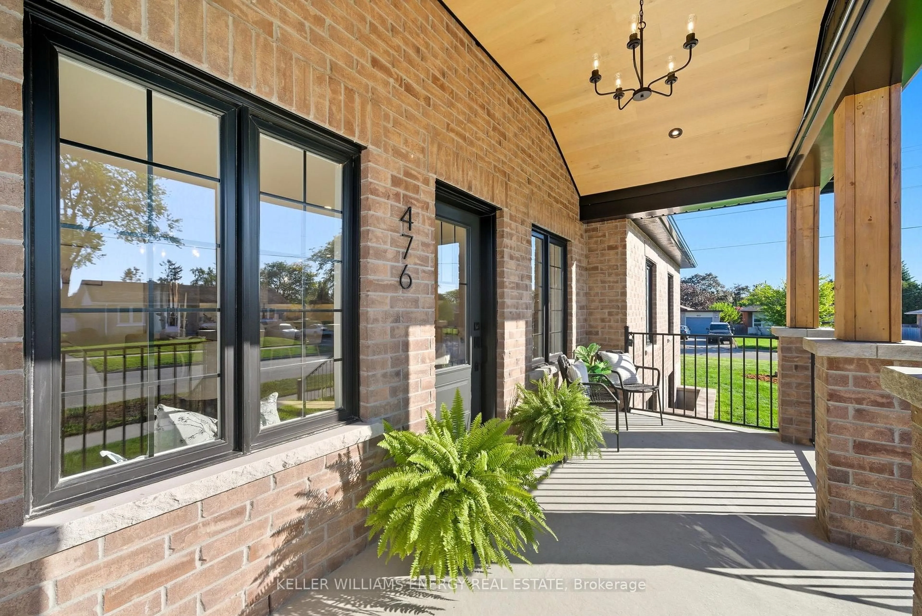 Home with brick exterior material, unknown for 476 Beurling Ave, Oshawa Ontario L1J 2Z9