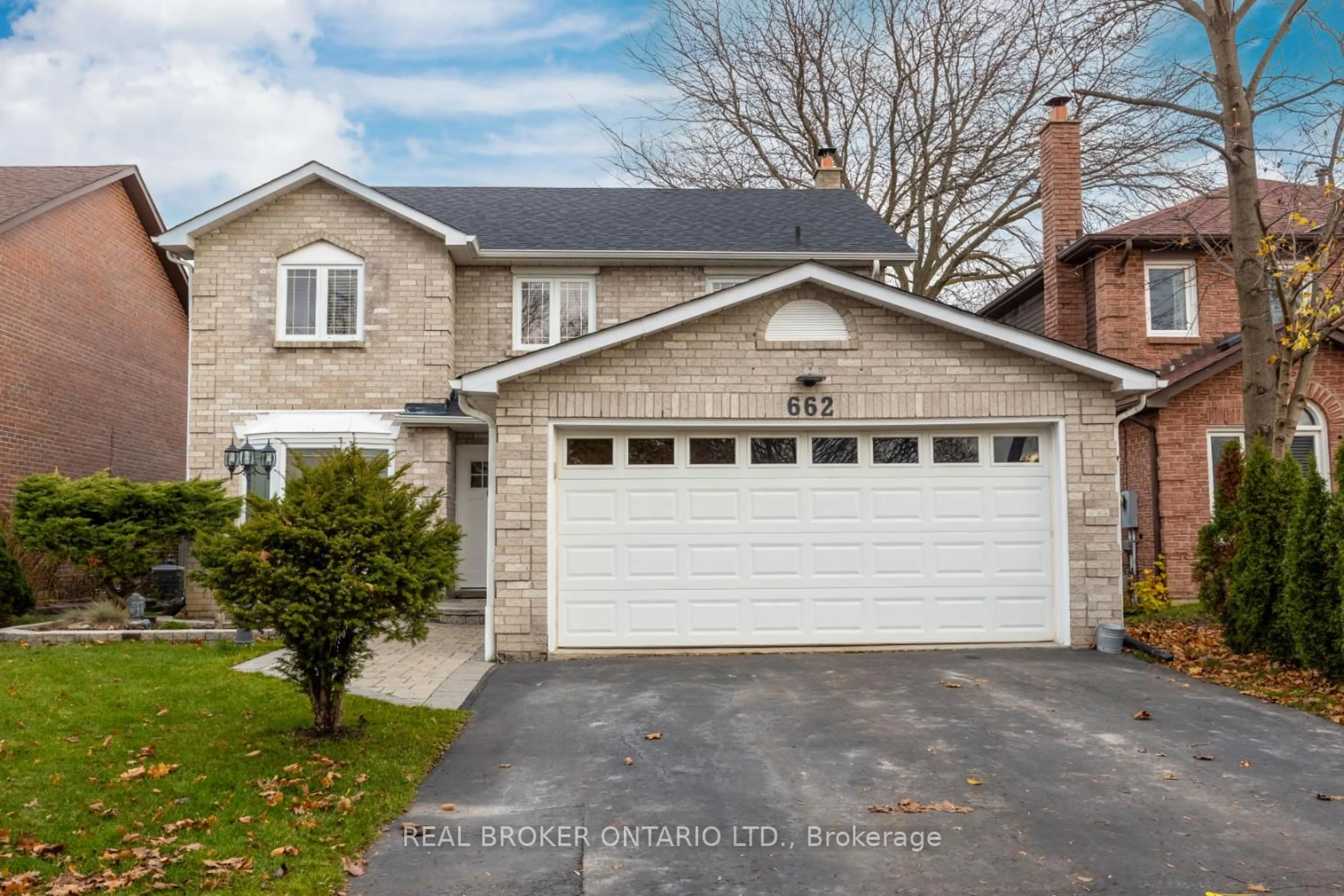 Home with brick exterior material, street for 662 Cognac Cres, Pickering Ontario L1X 1L7