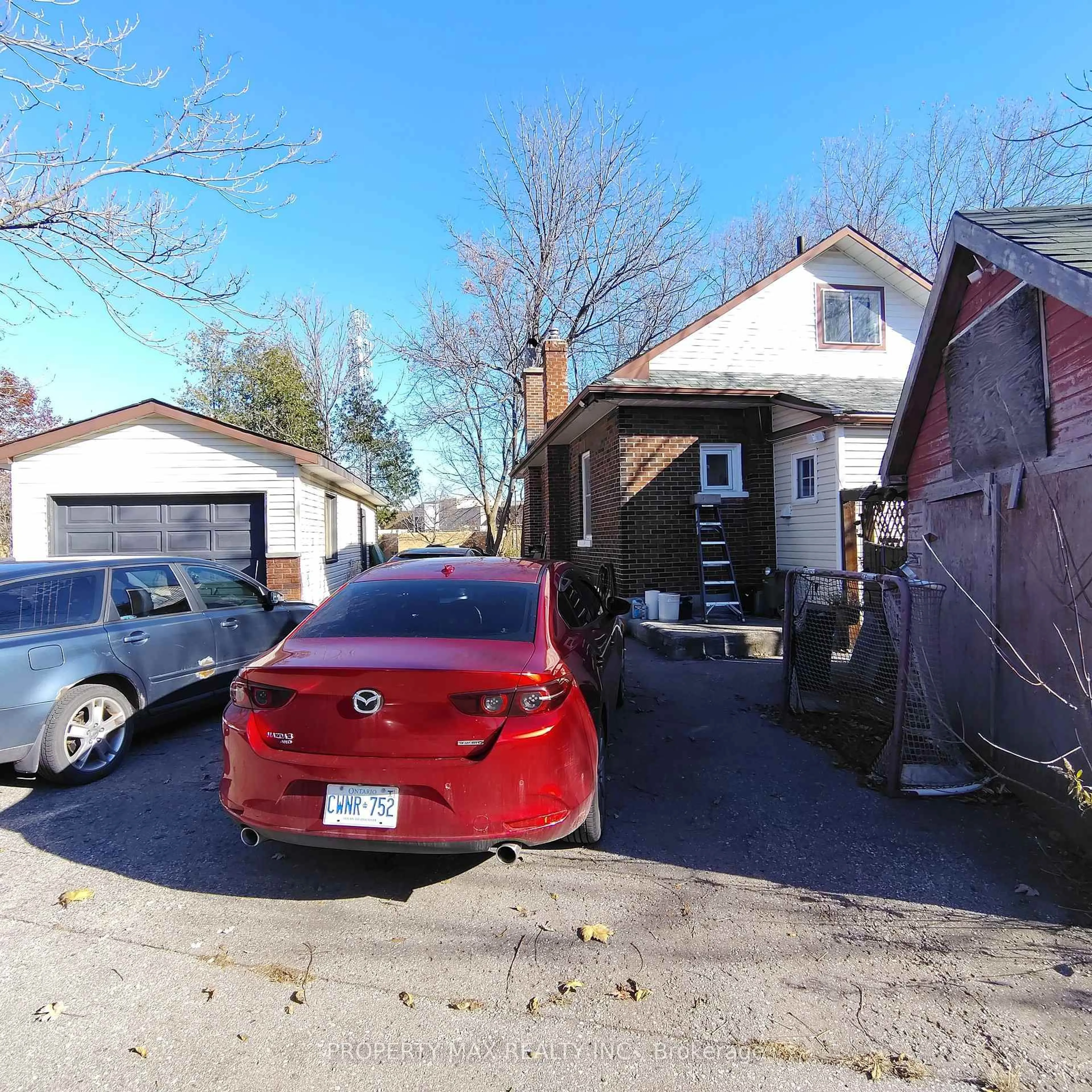 Unknown for 304 West Scugog Lane, Clarington Ontario L1C 3K2