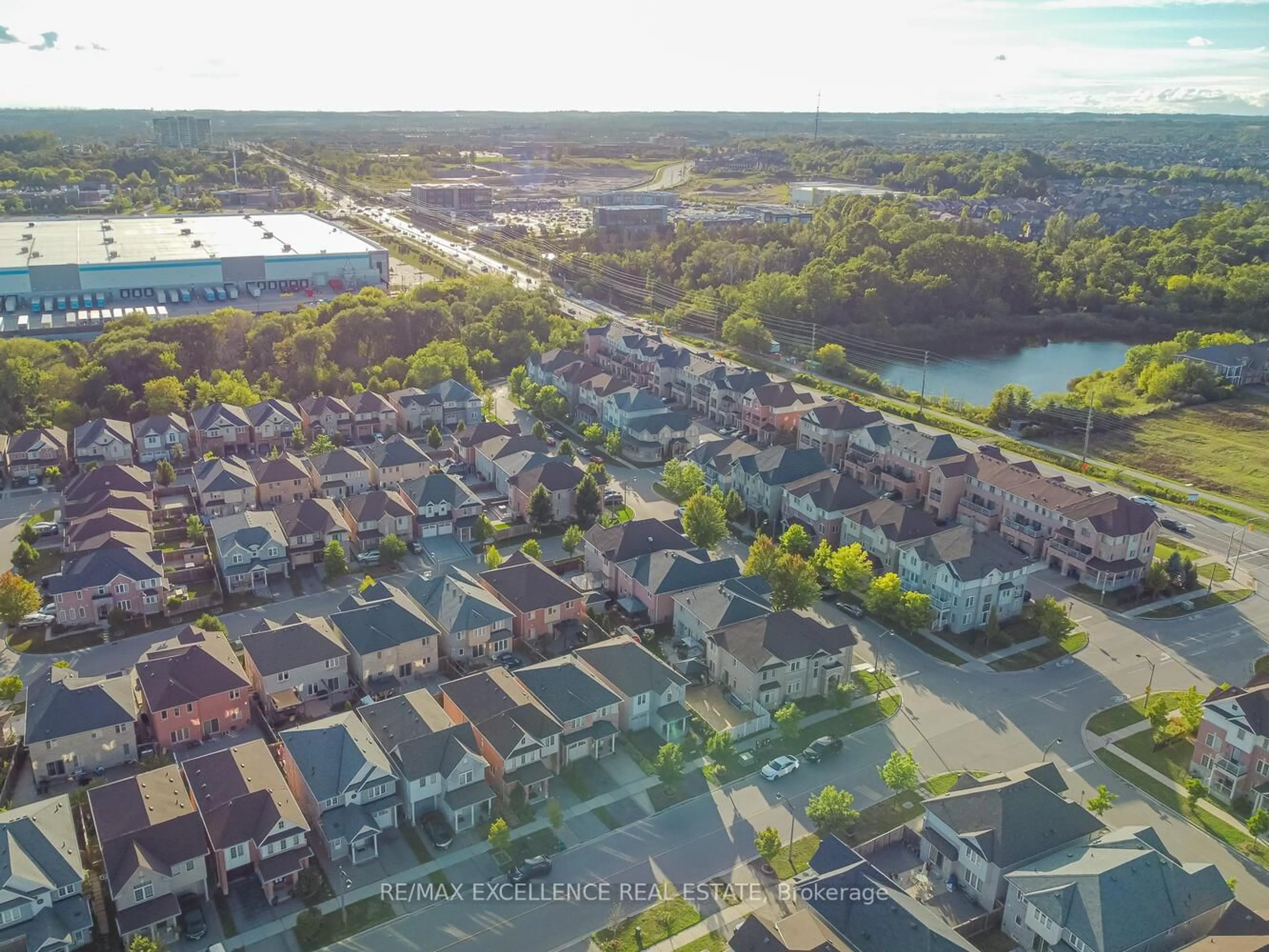 A pic from outside/outdoor area/front of a property/back of a property/a pic from drone, street for 46 Lloydminster Ave, Ajax Ontario L1Z 0N8