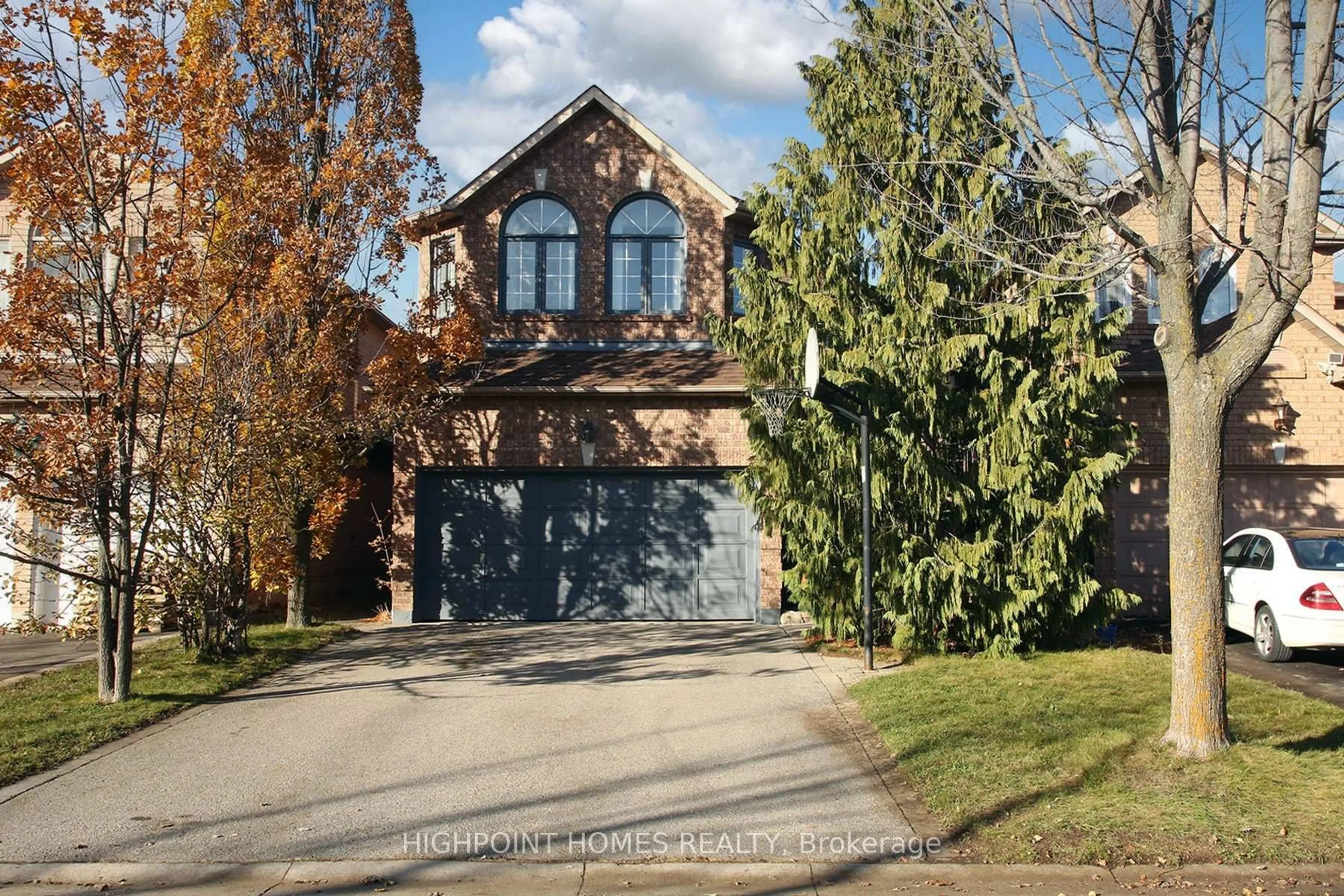 Home with brick exterior material, street for 71 Parnell Crescent Cres, Whitby Ontario L1R 2L5