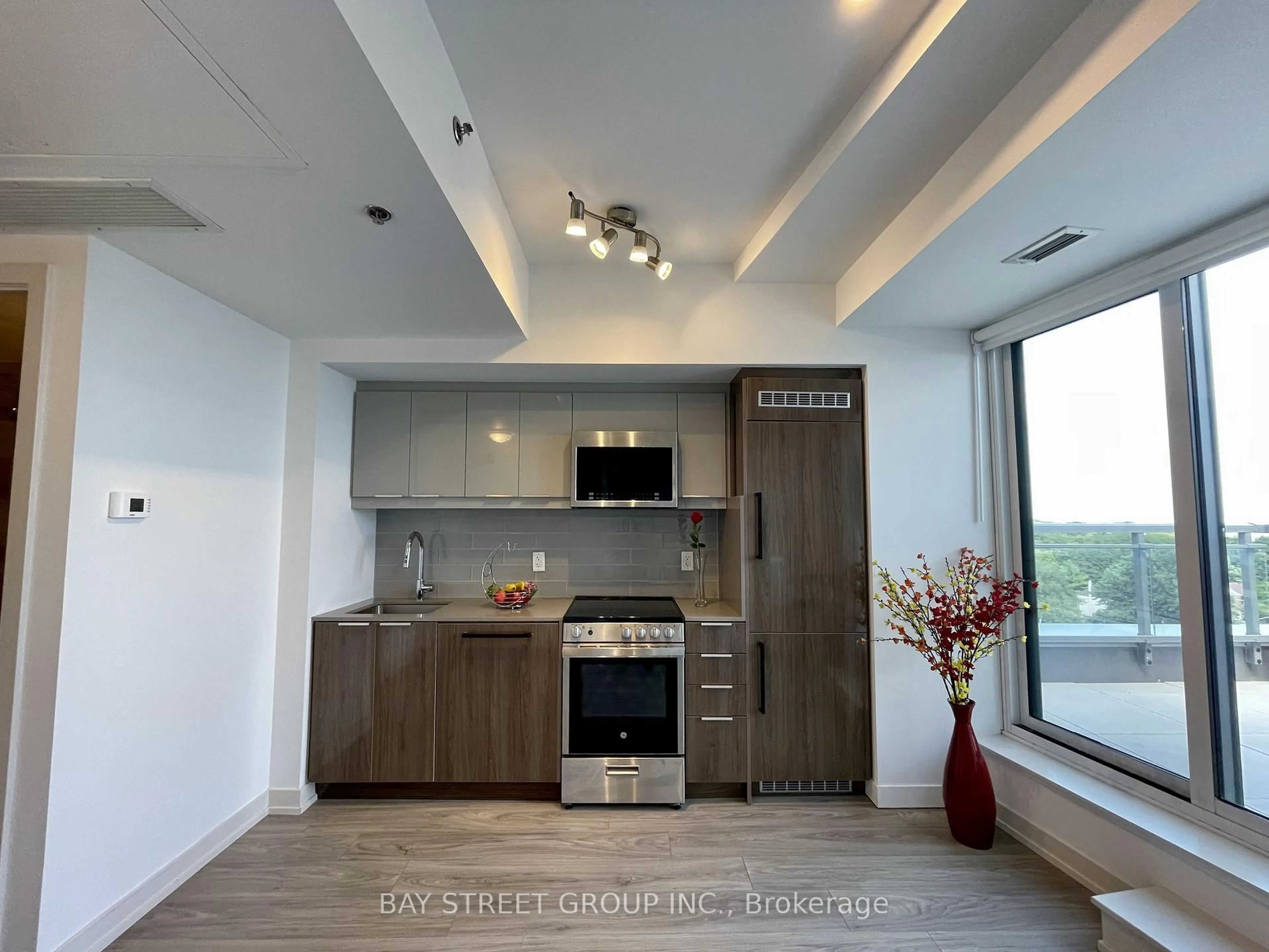 Open concept kitchen, unknown for 90 Glen Everest Rd #808, Toronto Ontario M1N 0C3