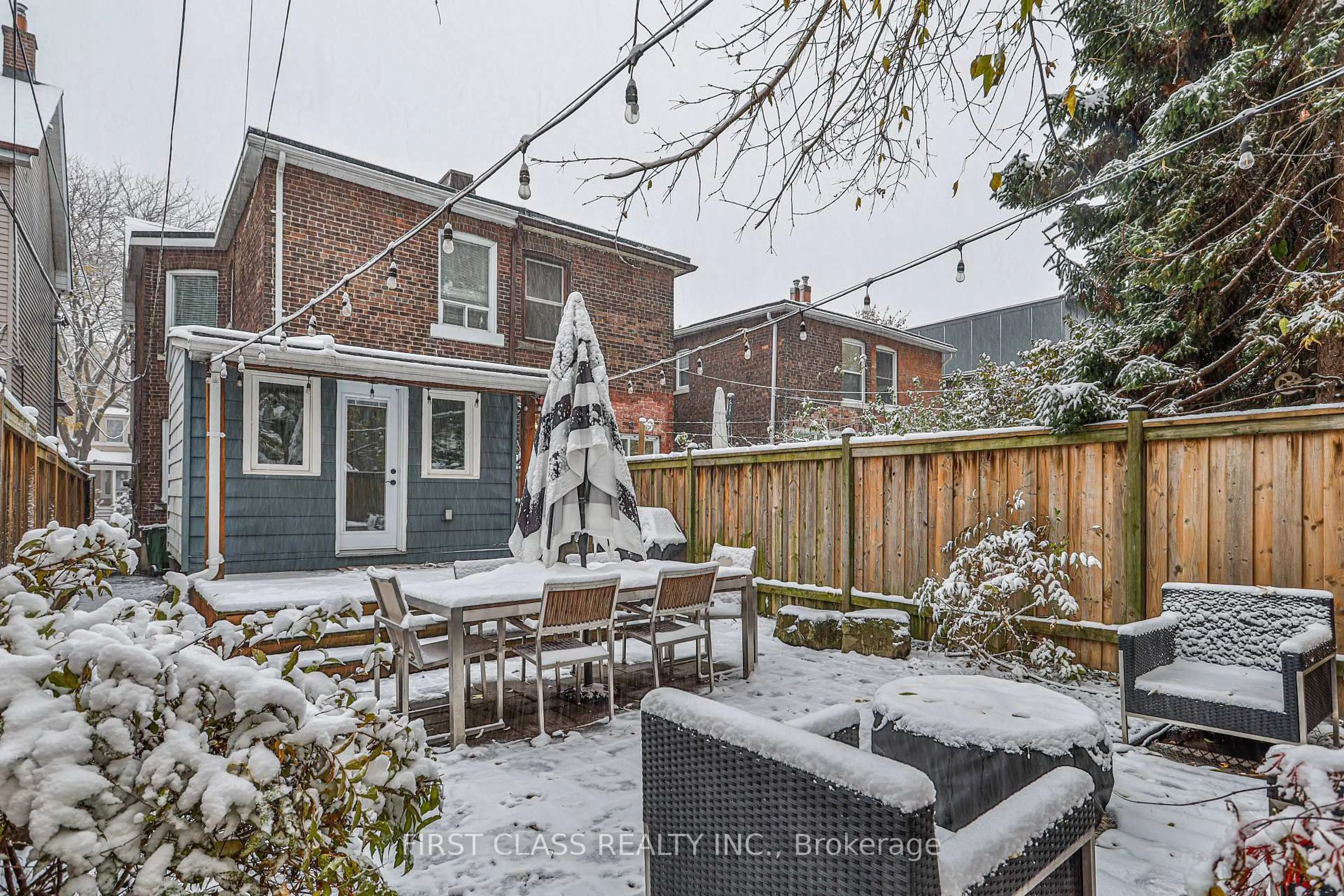 Patio, street for 14 Herbert Ave, Toronto Ontario M4L 3P9