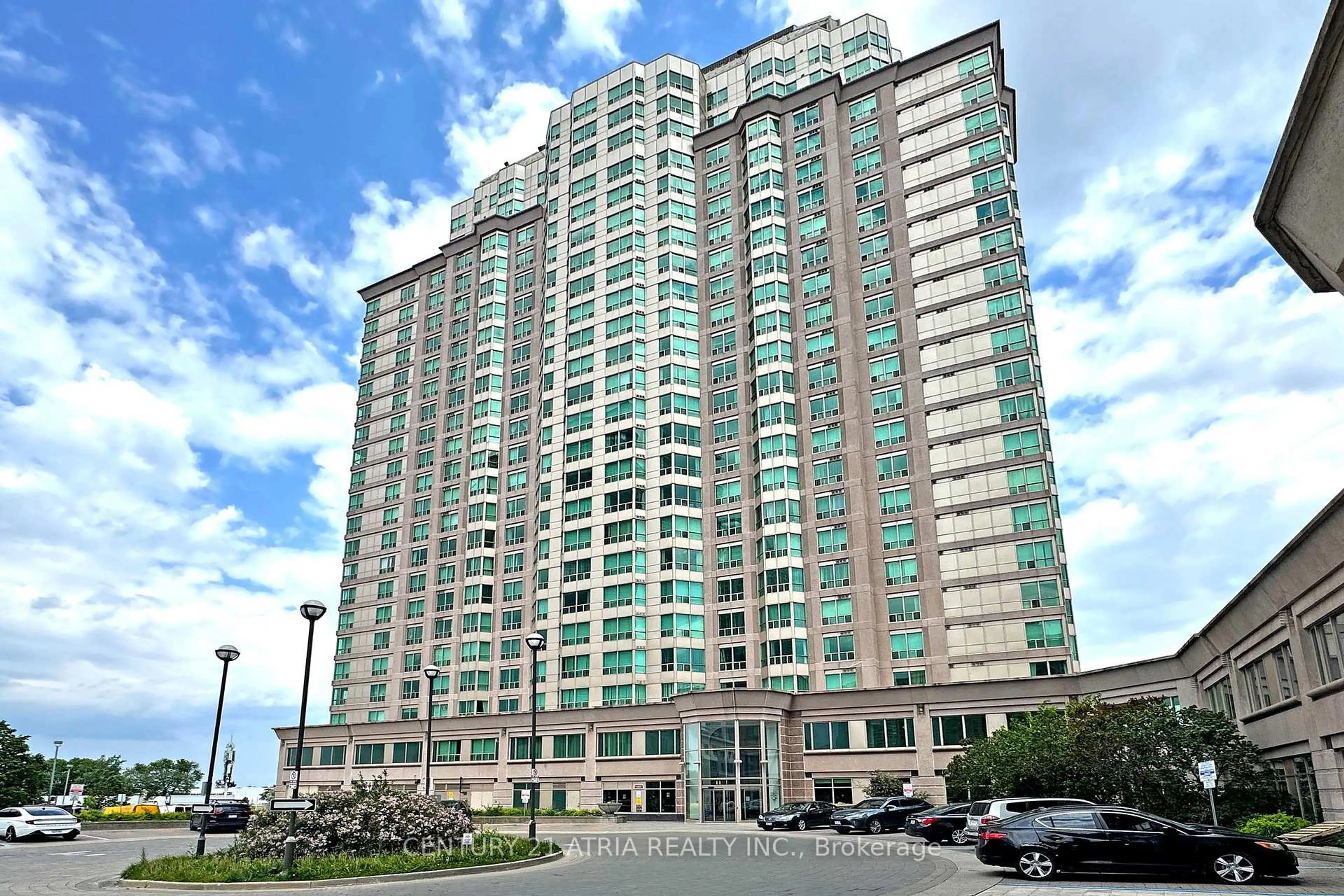 Indoor foyer for 11 Lee Centre Dr ##2002, Toronto Ontario M1H 3J5