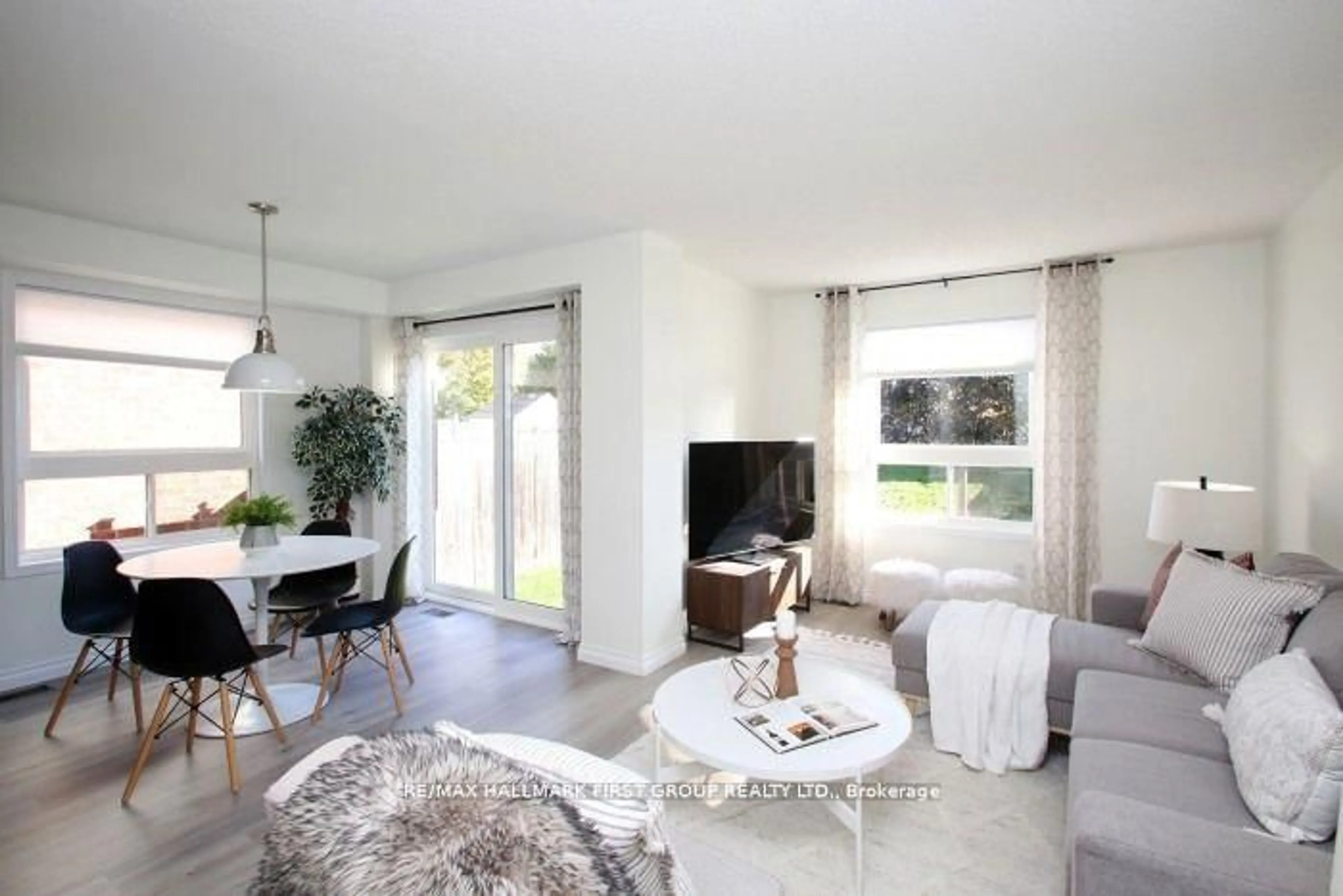 Living room with furniture, unknown for 609 Coldstream Dr, Oshawa Ontario L1K 2T6