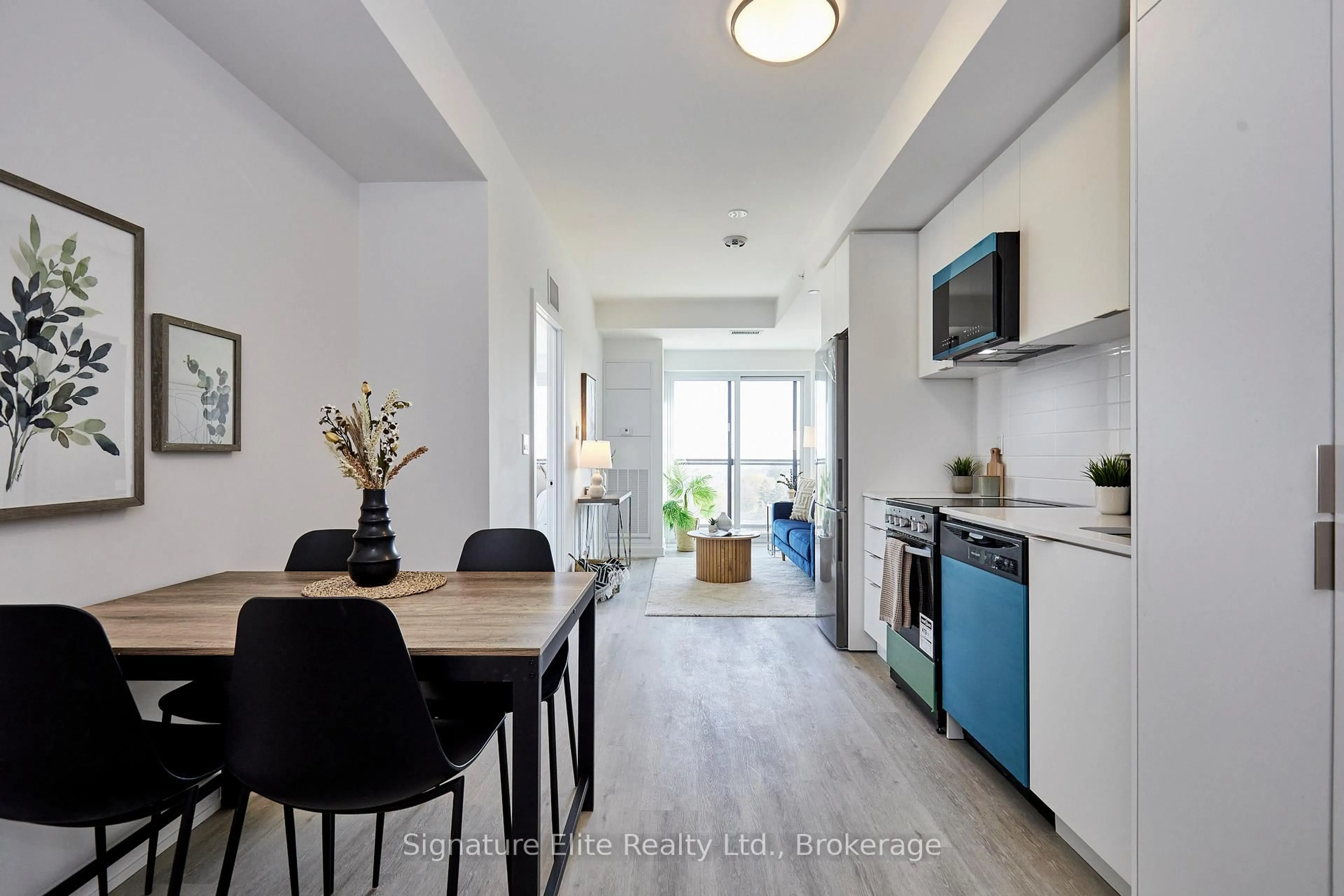 Open concept kitchen, unknown for 4569 Kingston Rd #902, Toronto Ontario M1E 0C7