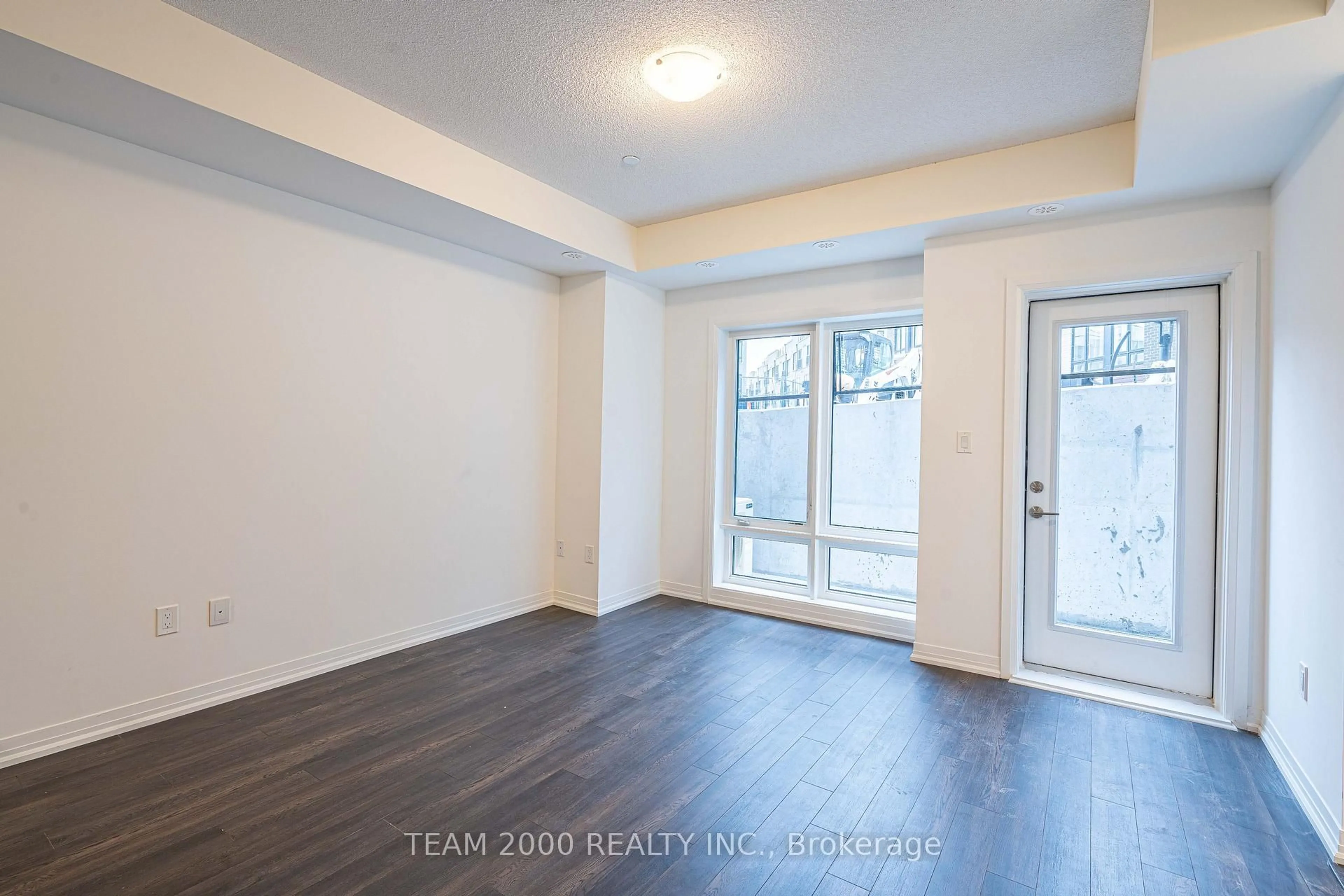 A pic of a room for 145 Tapscott Rd #17, Toronto Ontario M1B 0E8