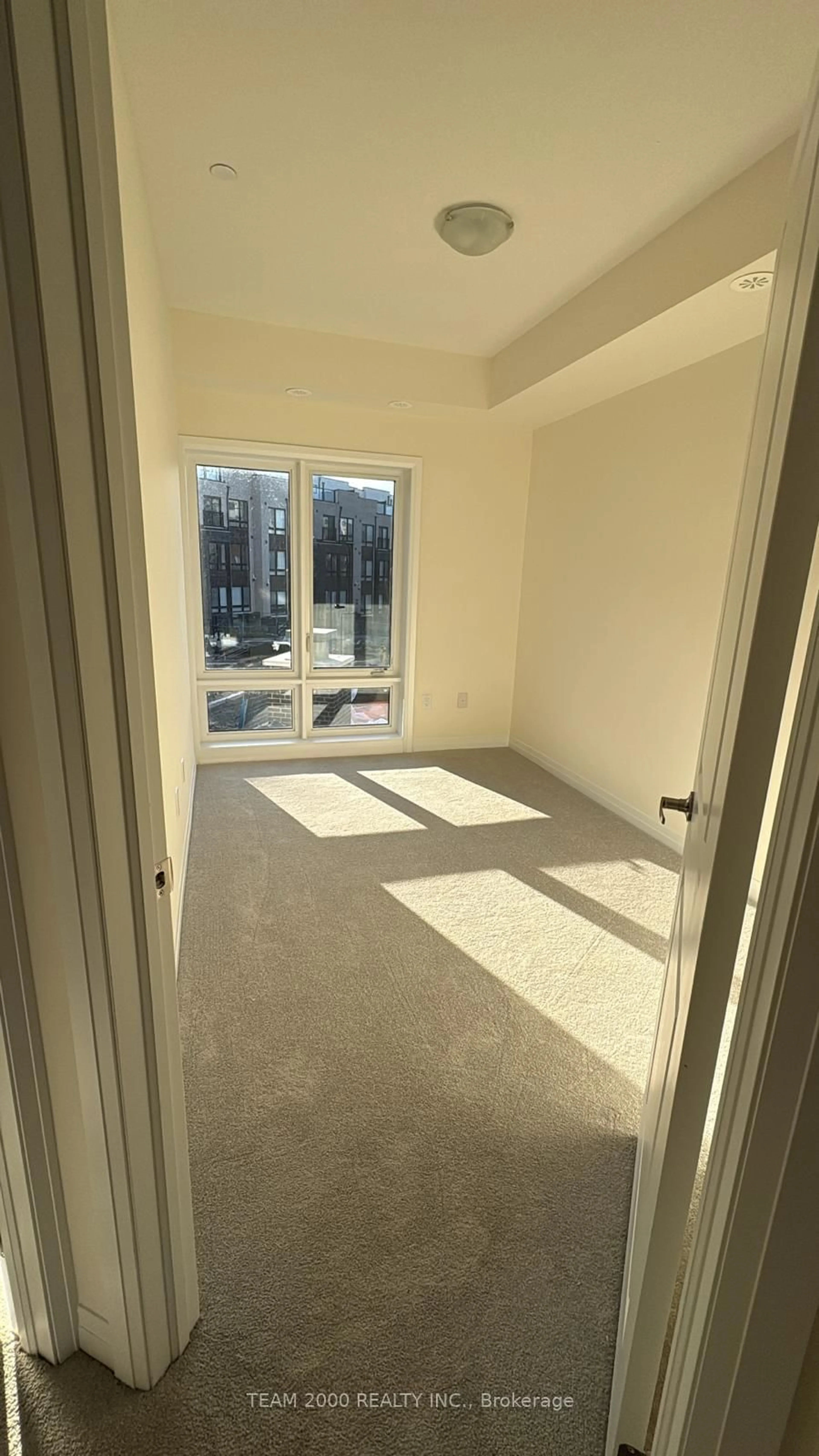 A pic of a room for 10 Liben Way #10, Toronto Ontario M1B 0E8
