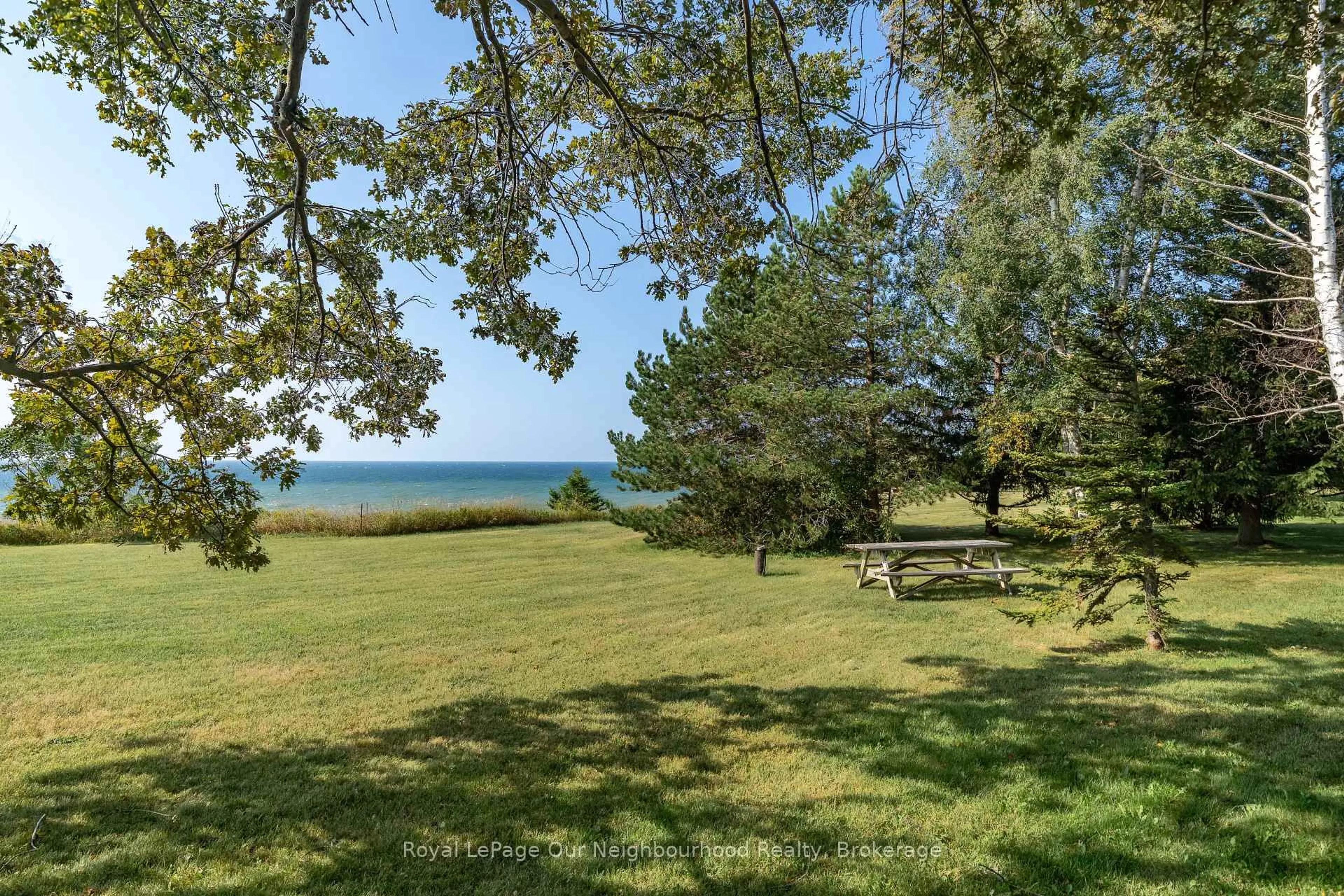 Patio, water/lake/river/ocean view for 3741 Lakeshore Rd, Clarington Ontario L1B 1L9