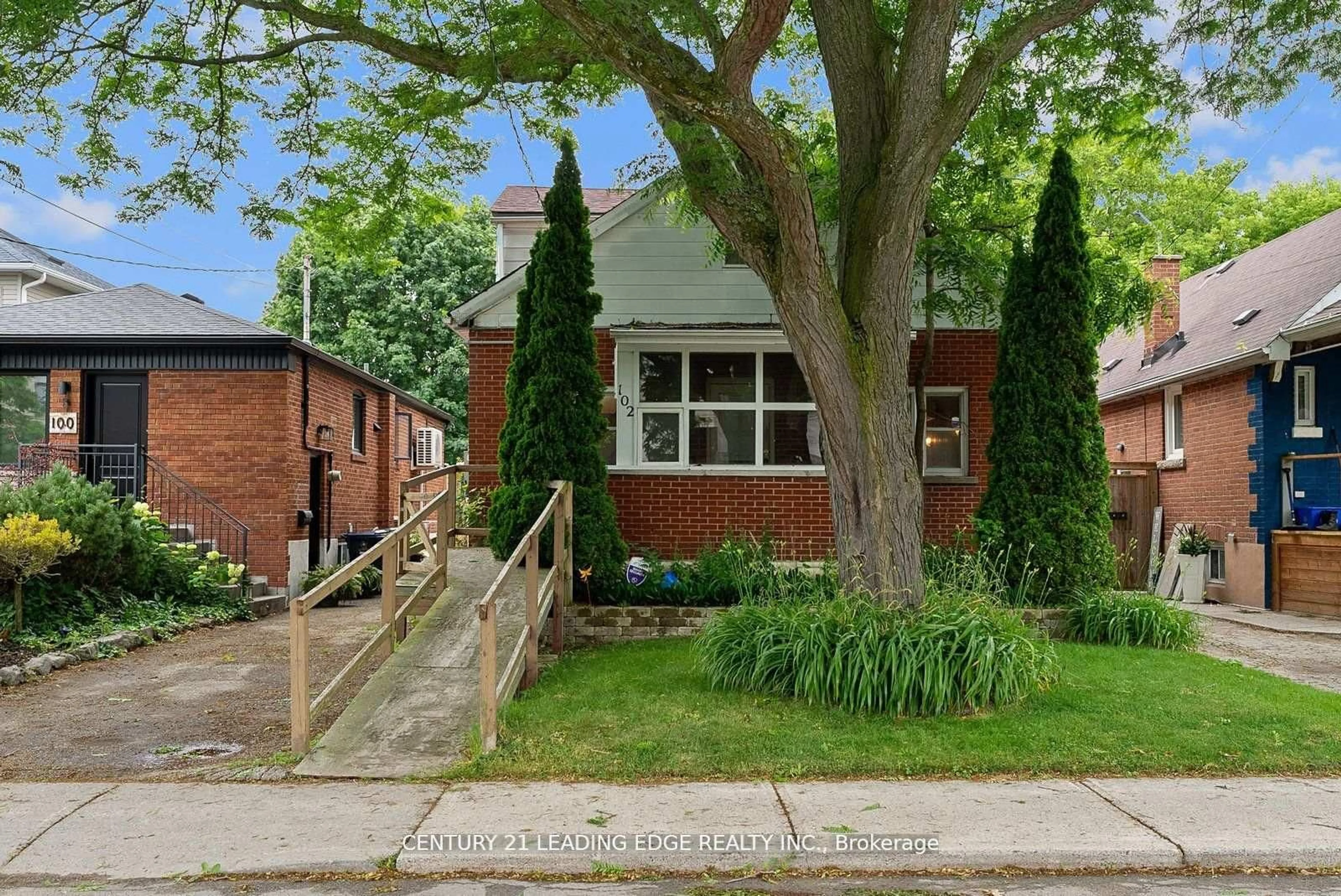 Home with brick exterior material, street for 102 Kalmar Ave, Toronto Ontario M1N 3G4