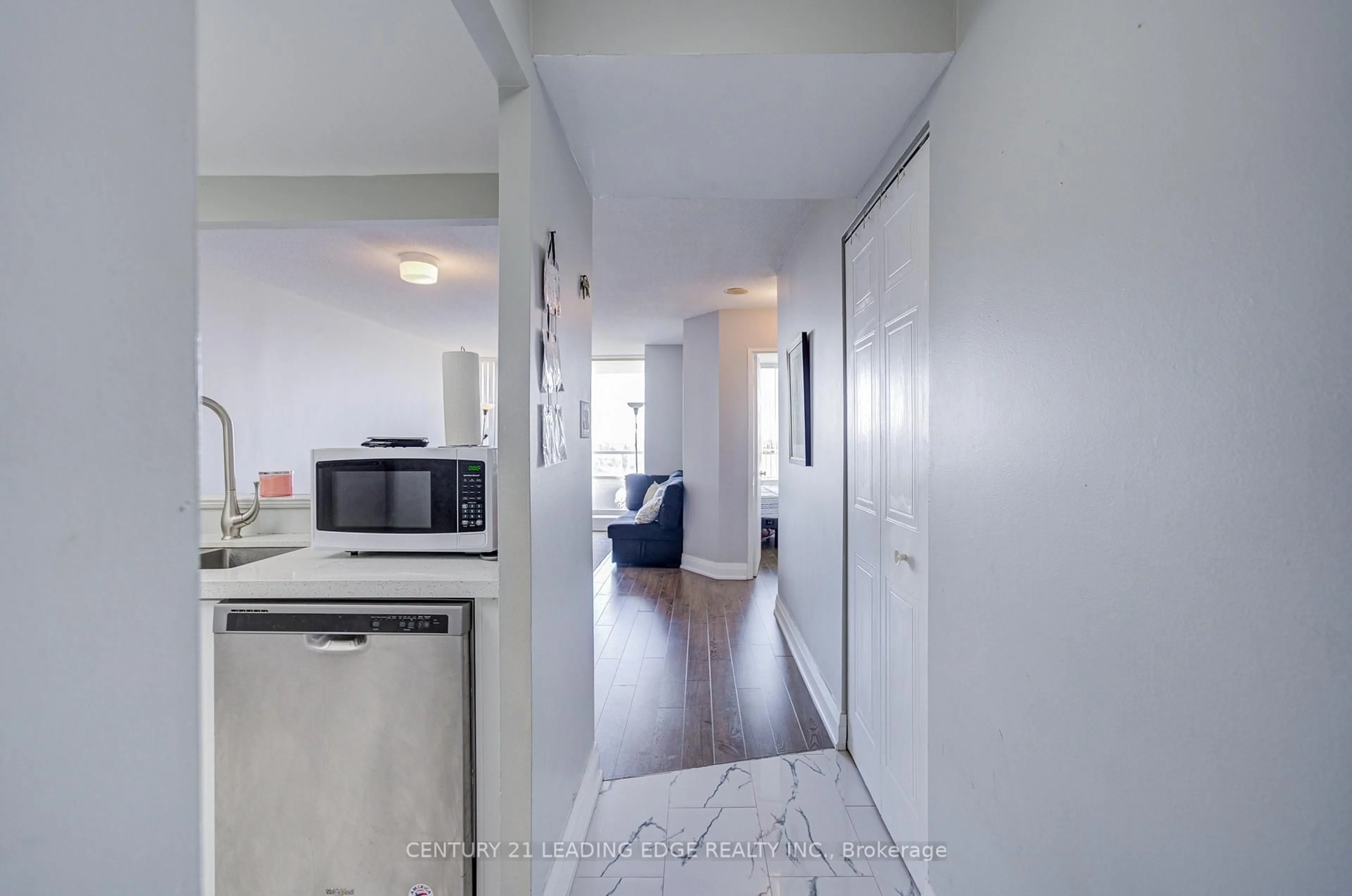 Unknown for 5 Greystone Walk Dr #617, Toronto Ontario M1K 5J3