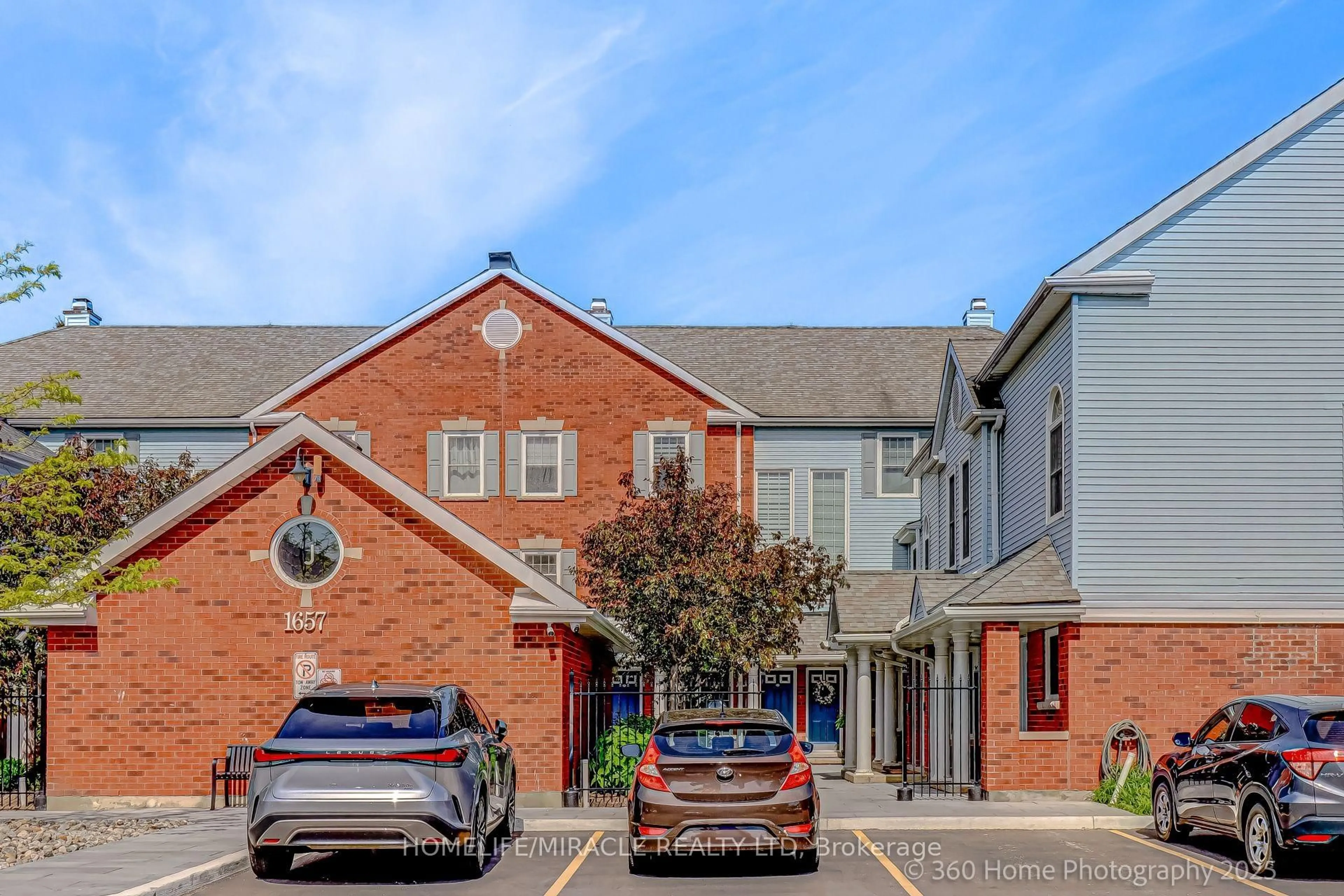 Unknown for 1657 Nash Rd #J11, Clarington Ontario L1E 1S8