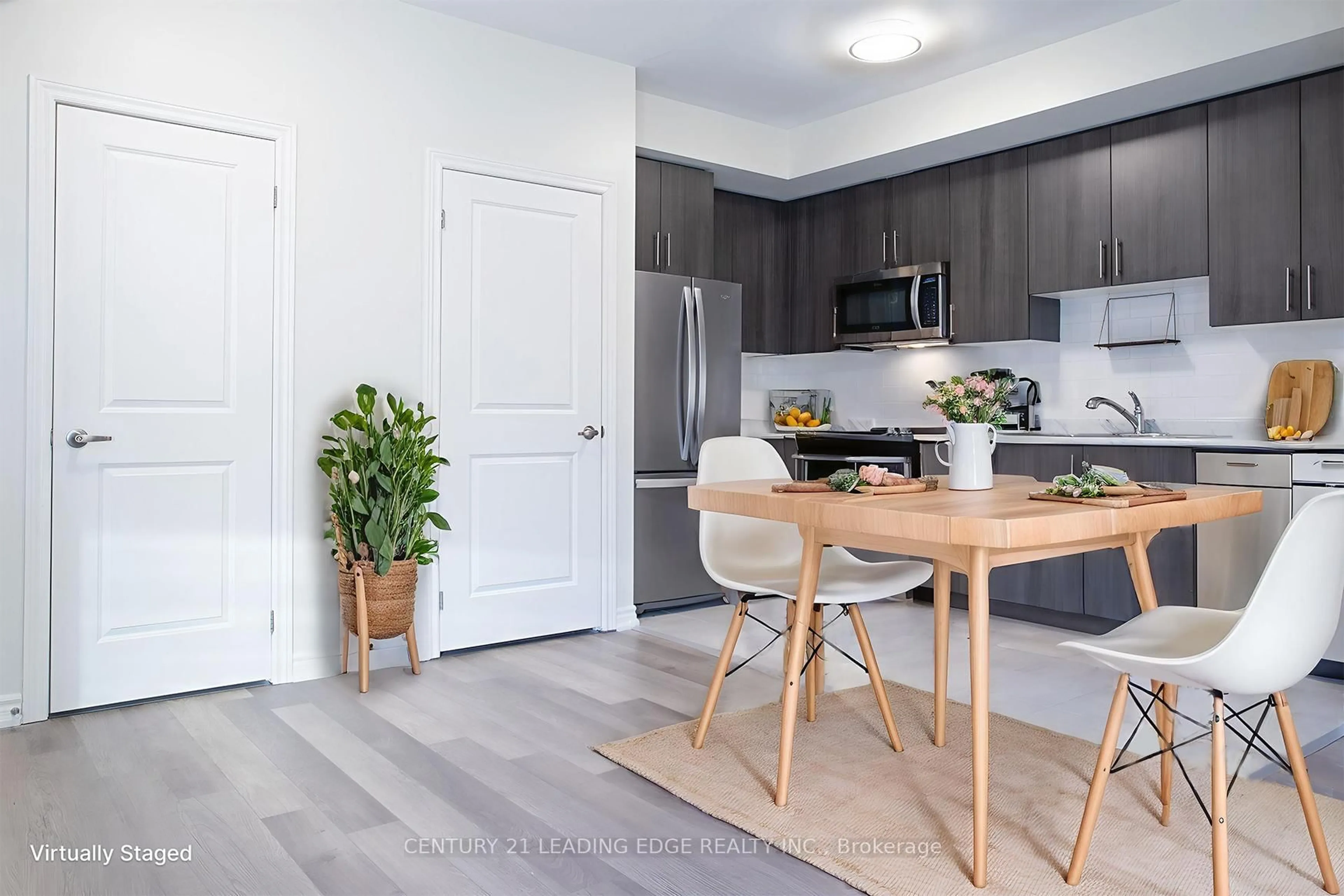 Open concept kitchen, wood/laminate floor for 1762 Rex Heath Dr, Pickering Ontario L1X 0E6